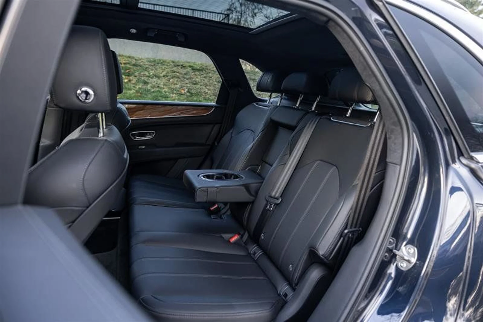 mph019_910236532_37176798_05533_11557640_1551337676_97ac3ef632