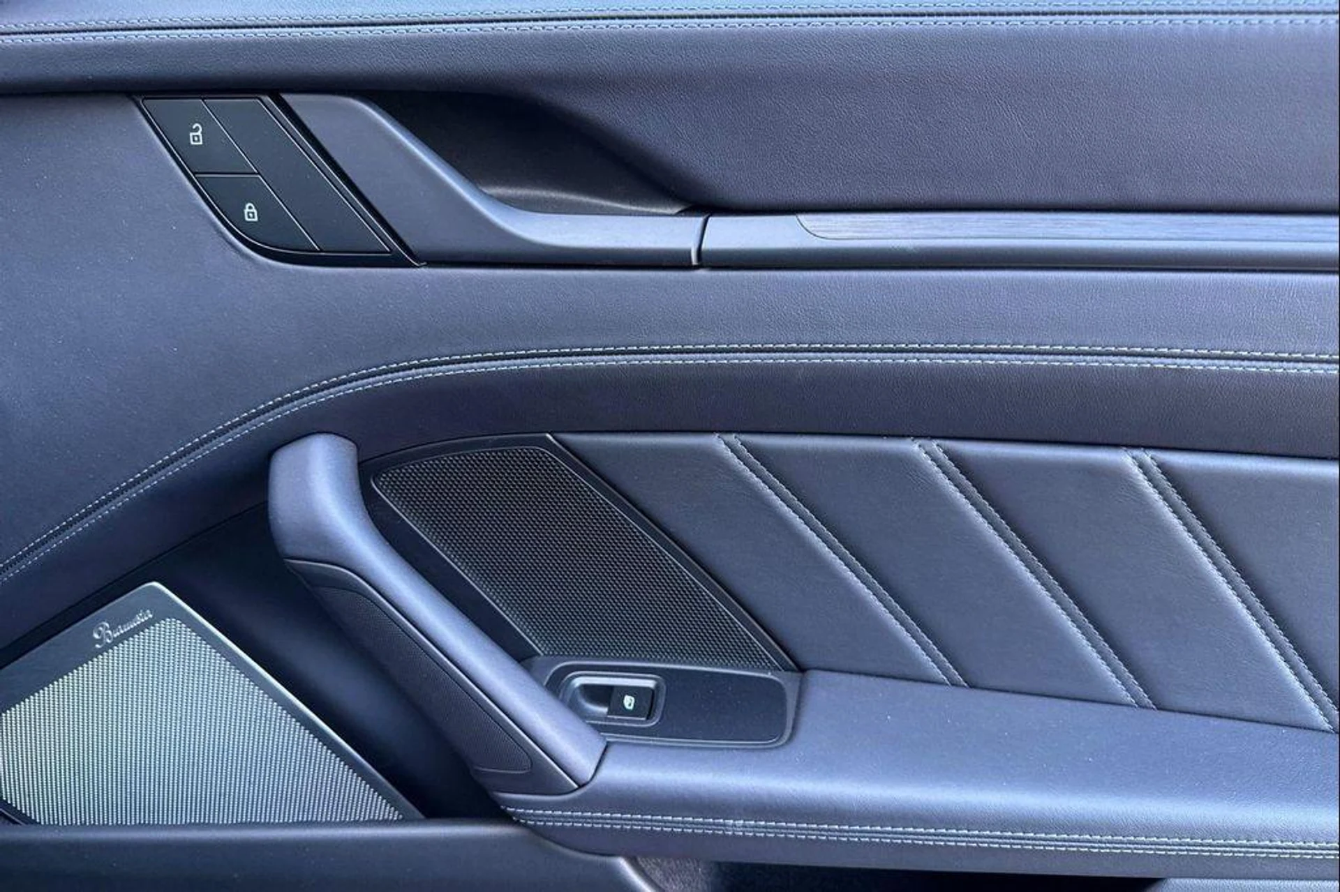 mph019_917294393_3sxfs_Hx5p_Ay_DJ_ch_J_Cn_W_Ci_Vl_Q_7ca5b1a6db