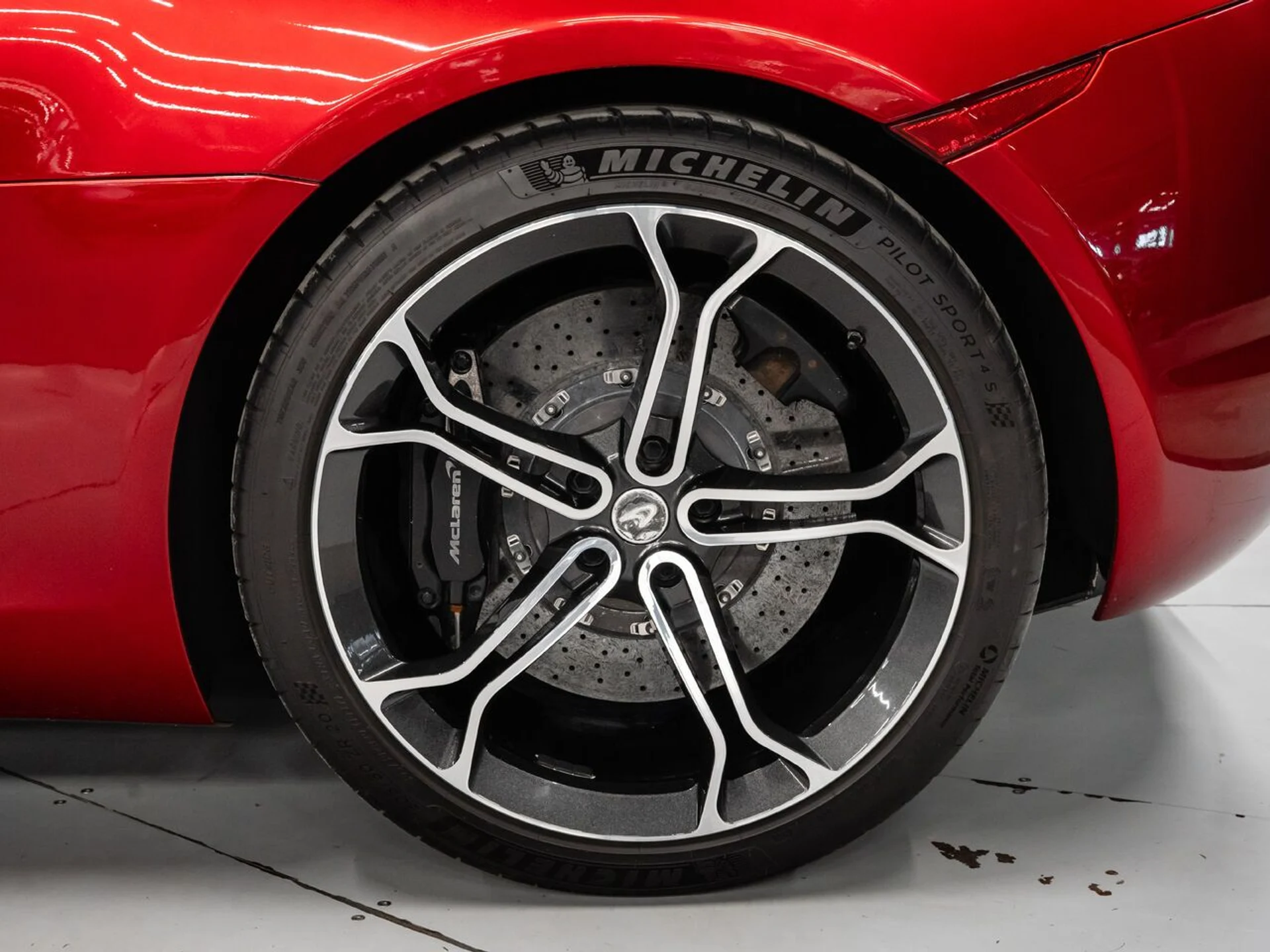 mph019_920146257_mclaren_mp4_12c_2014_619574f784