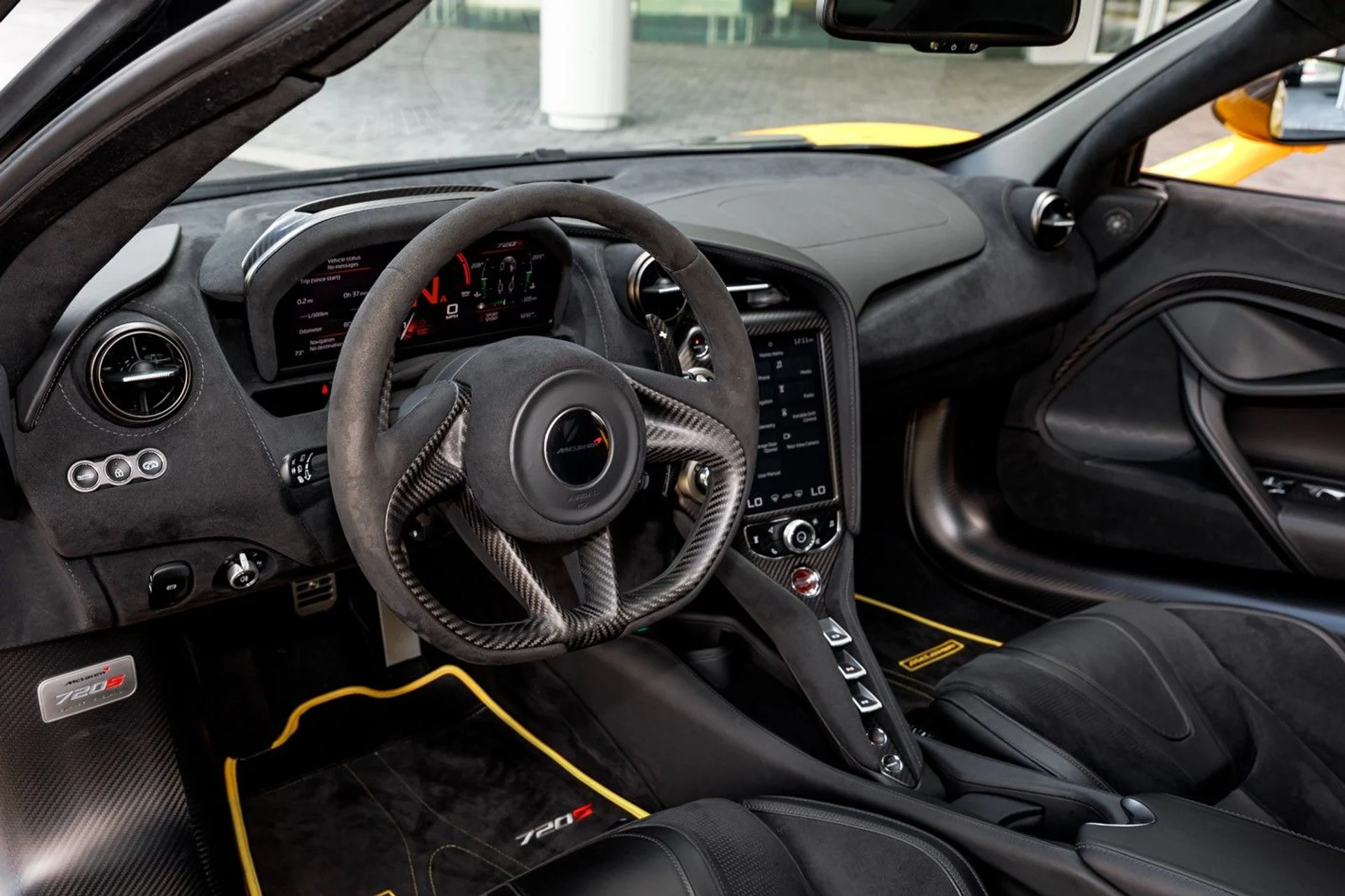 mph019_921138975_171_p20_l_db42b07422