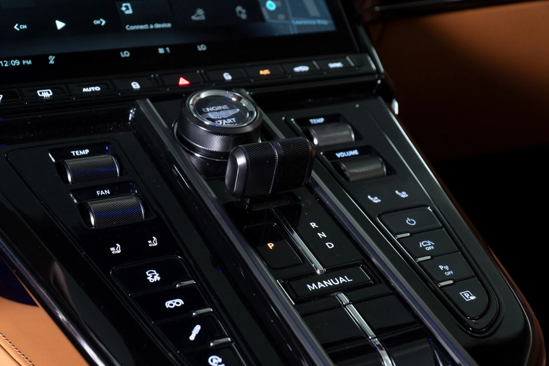 mph019_92117329_New_2026_Aston_Martin_Vantage_1777652396_38fd62a098