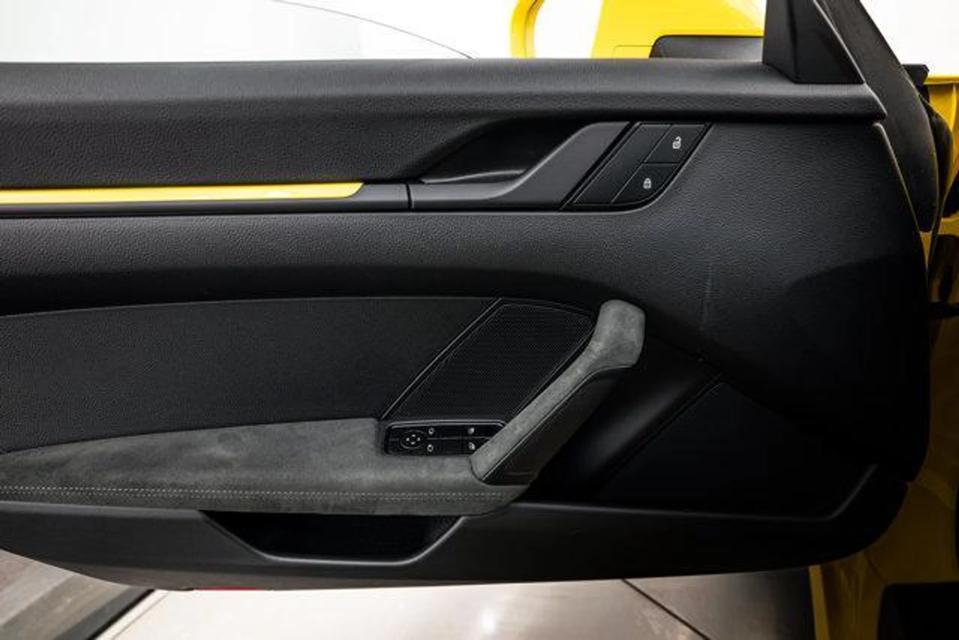 mph019_928223577_NE_Aj_Rq_PX_Lu_Qogb_E5_E2_Sc_ZD_41ah0_eb7ab3265d