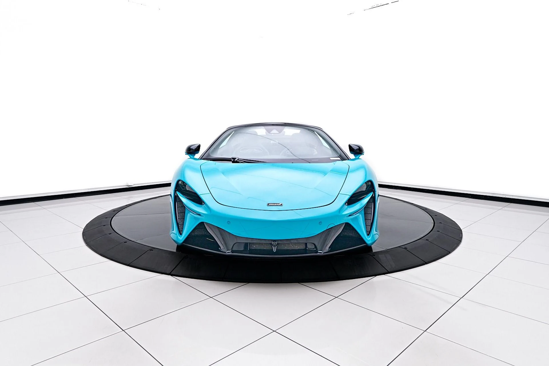 mph019_930041443_Used_2025_Mc_Laren_Artura_Tech_Lux_1756245195_d283434747