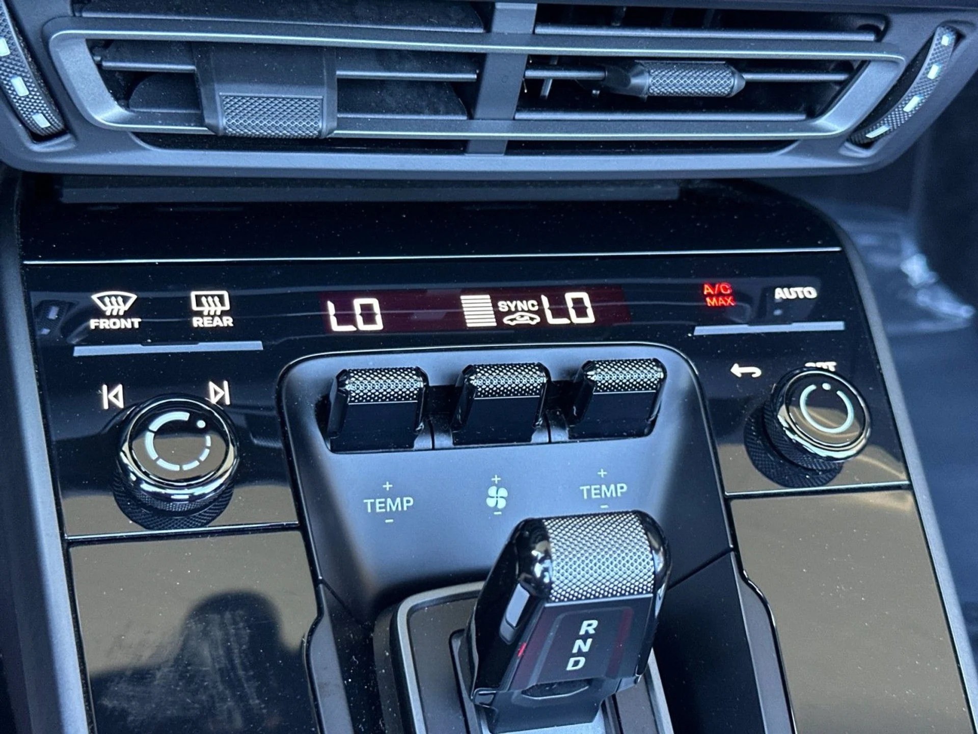 mph019_93053595_db37687ef604a8fd3ffd2193062a1490_adf90db67c