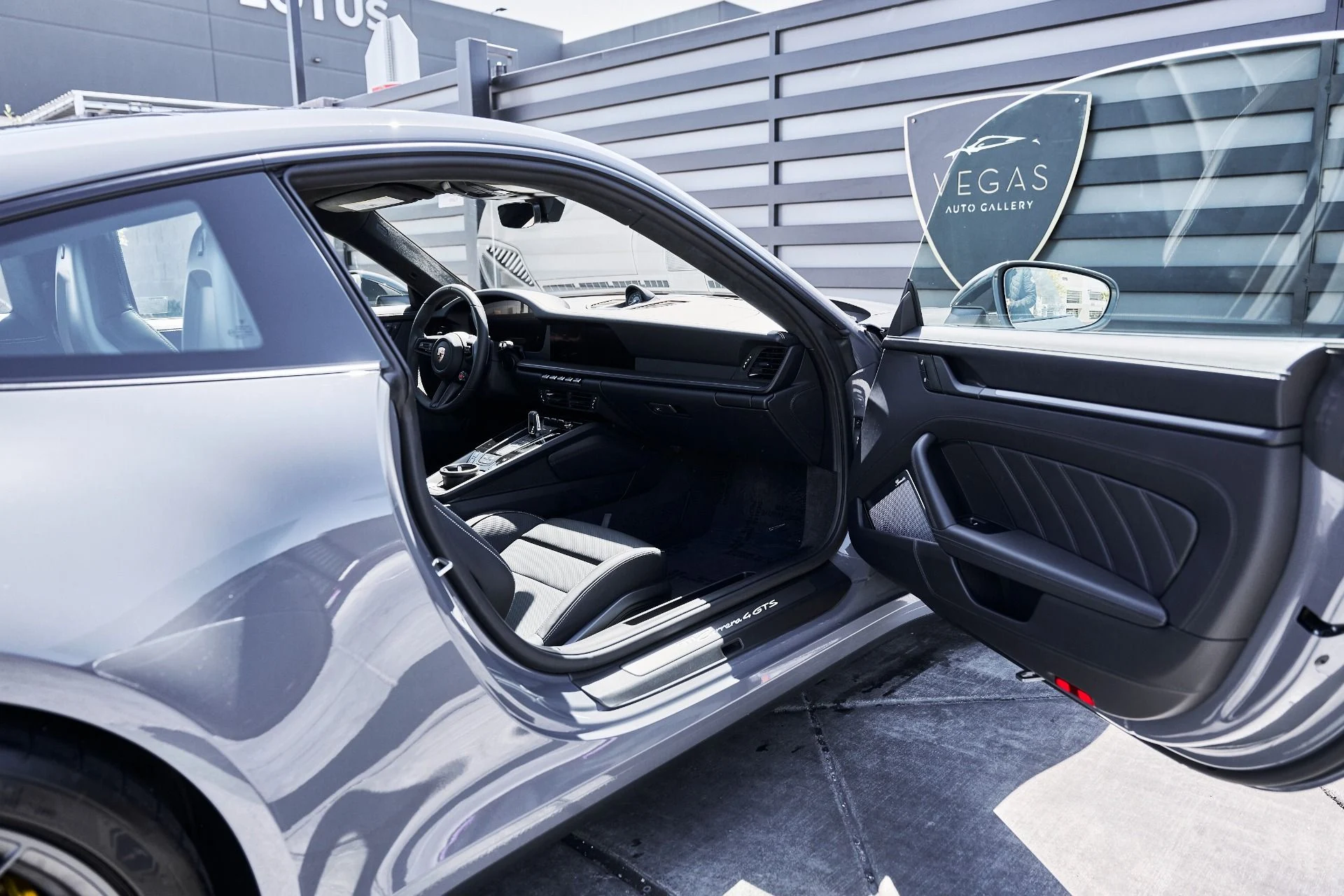 mph019_93153947_Used_2026_Porsche_911_Carrera_4_GTS_1776878371_4e6d479ea2