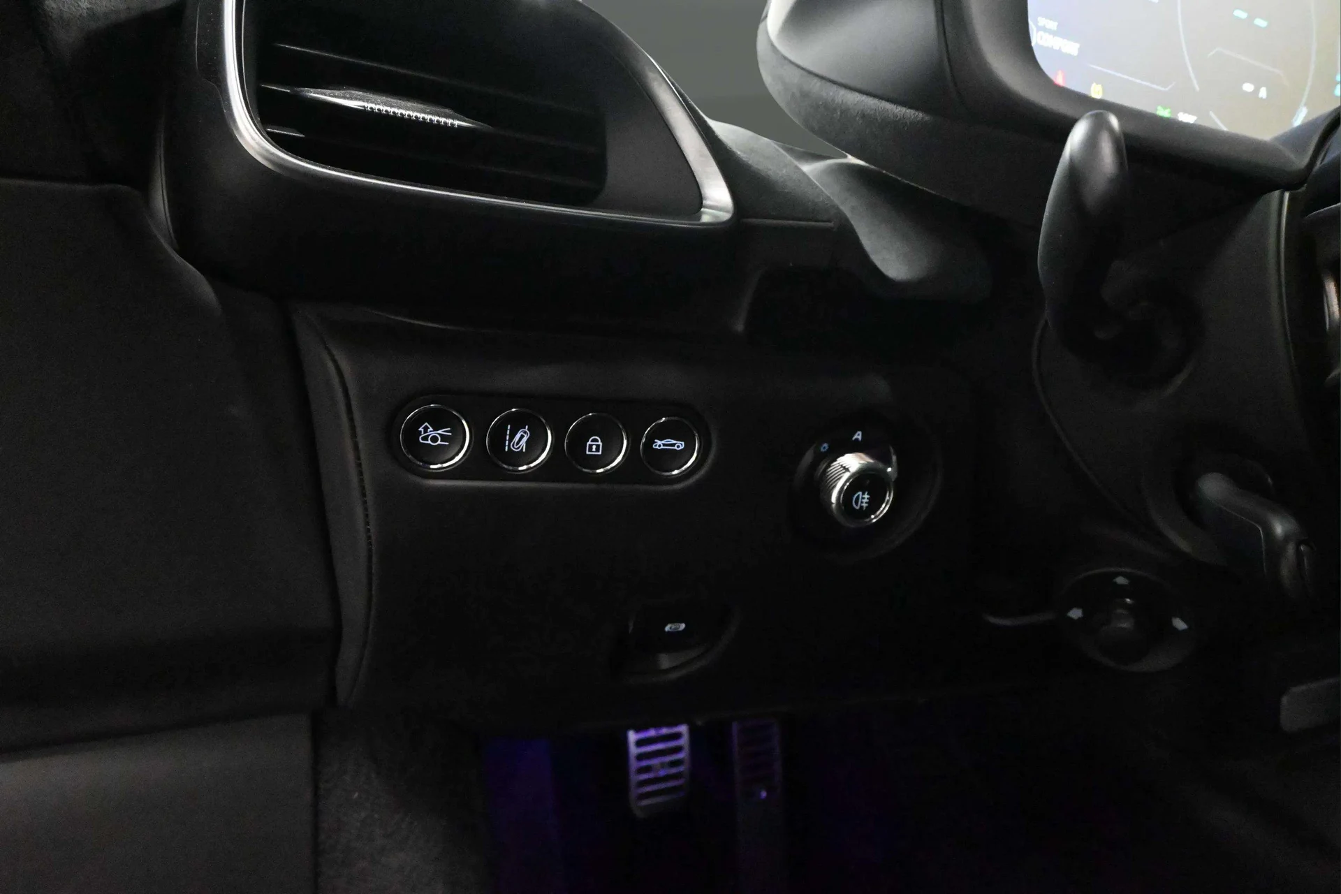 mph019_936804788_e0c52dd7_1360_4562_a6ae_2d6d1d5634d7_f7504e0637