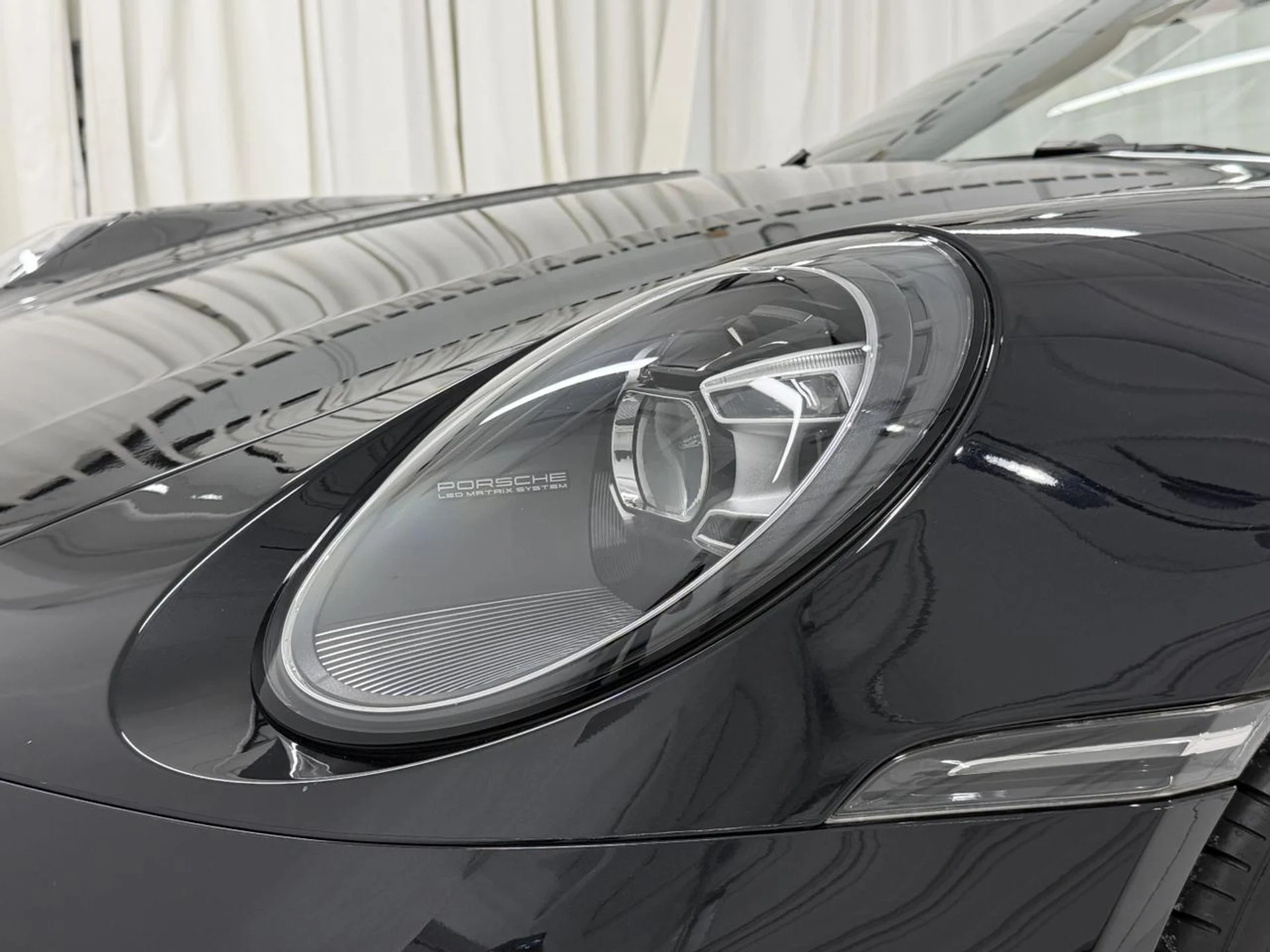 mph019_940936196_4aa25d04199de7b1d9e8324b18669347_e49bd83791