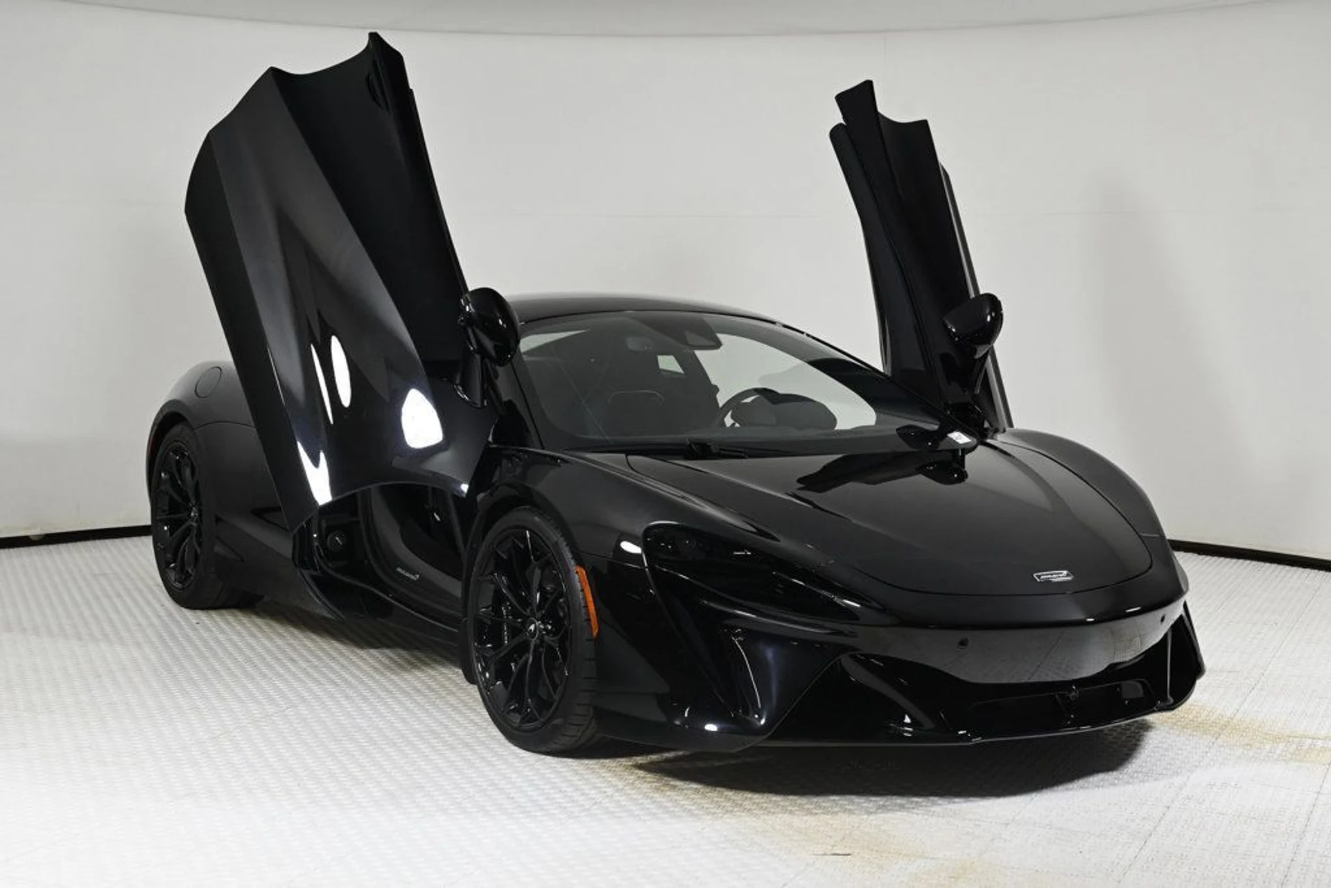 mph019_947259647_new_2026_mclaren_artura_coupe_11350_22972696_20_1024_eb3ba74e25