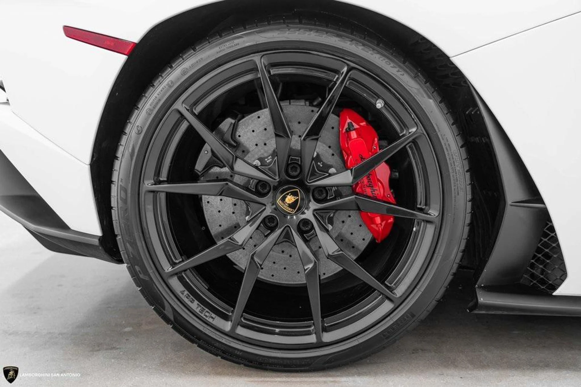 mph019_948450176_Sf6_Ik_Yxqi_N_b_Sn_W_Js_Ao7_YB_2_Jl_Q_445f3b9ba3