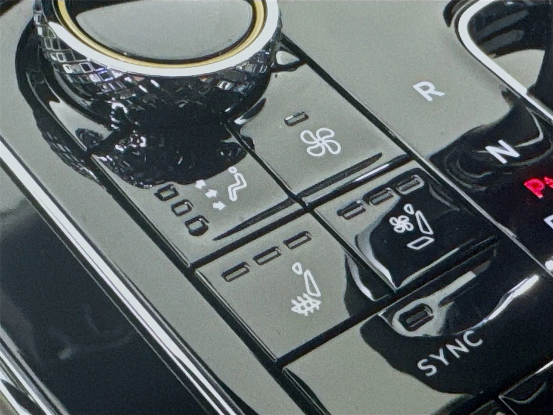 mph019_951735270_1bc6748f893672880202231ed5b27217x_9bb6685c0b