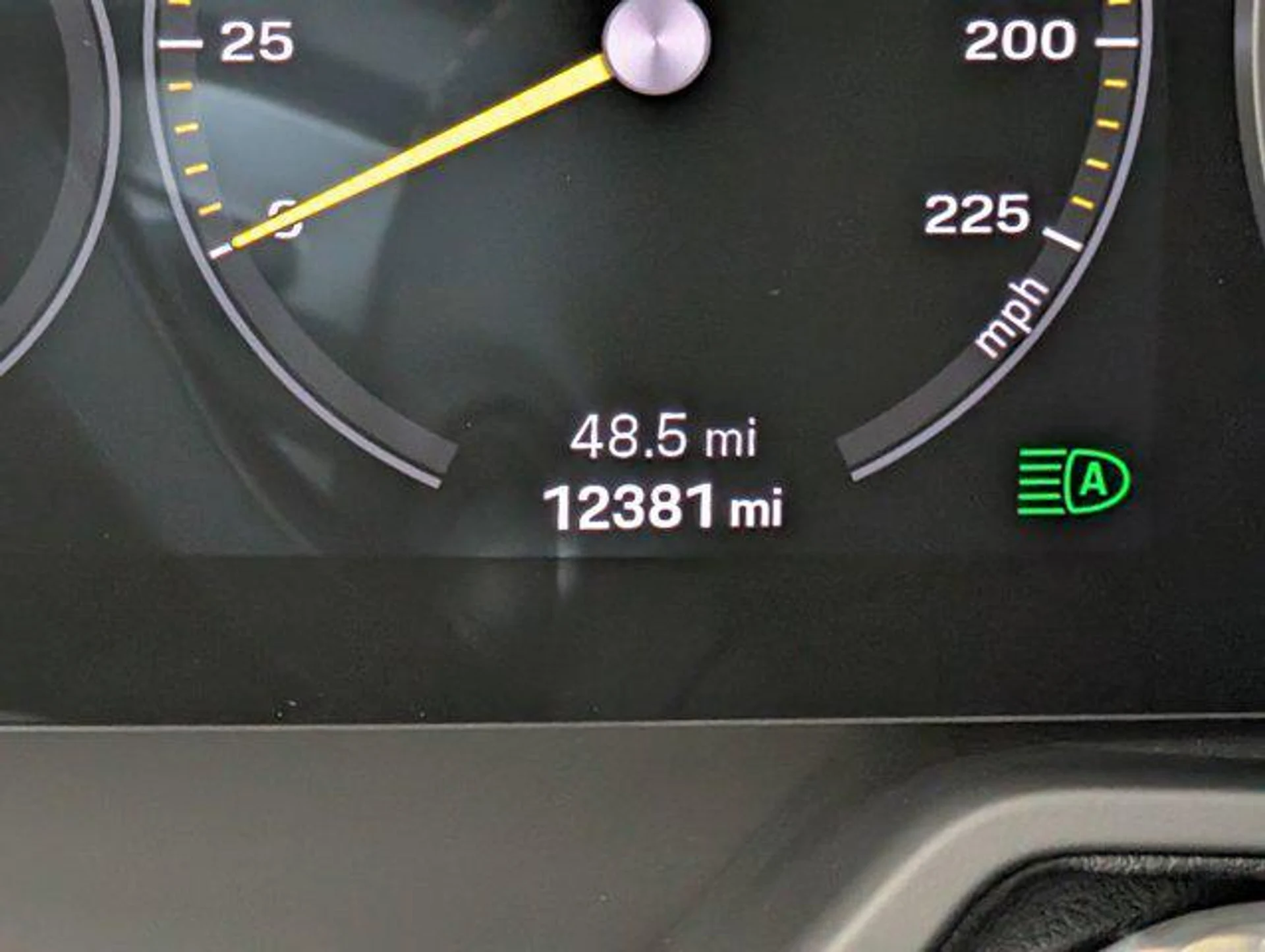 mph019_952980680_4v_U9_Y38_Qe_Xp_PV_Qdt5_Je_O849_Plkg_f1a2942902