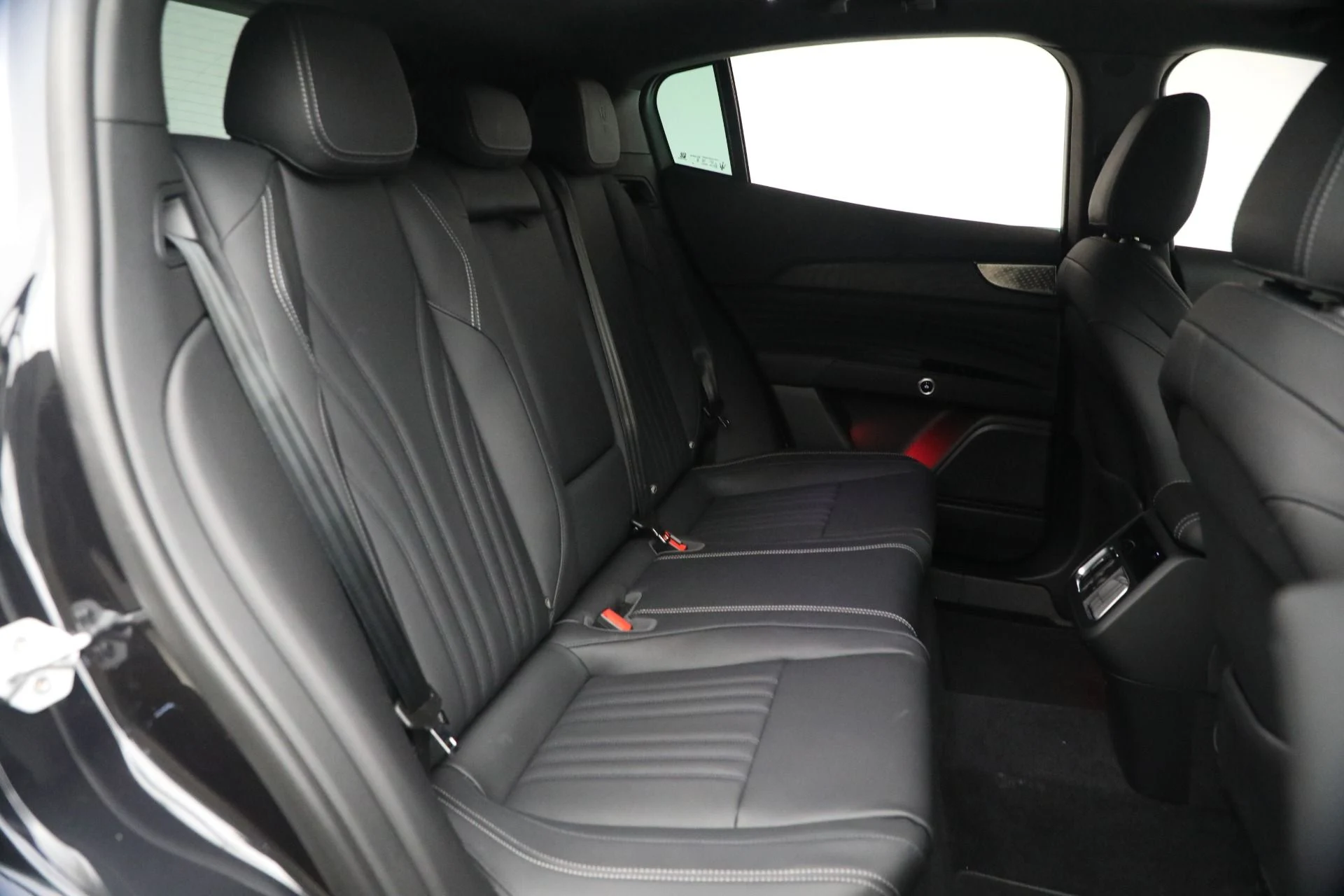 mph019_953581404_New_2026_Maserati_Grecale_Modena_V6_1770392507_f3dae251d1