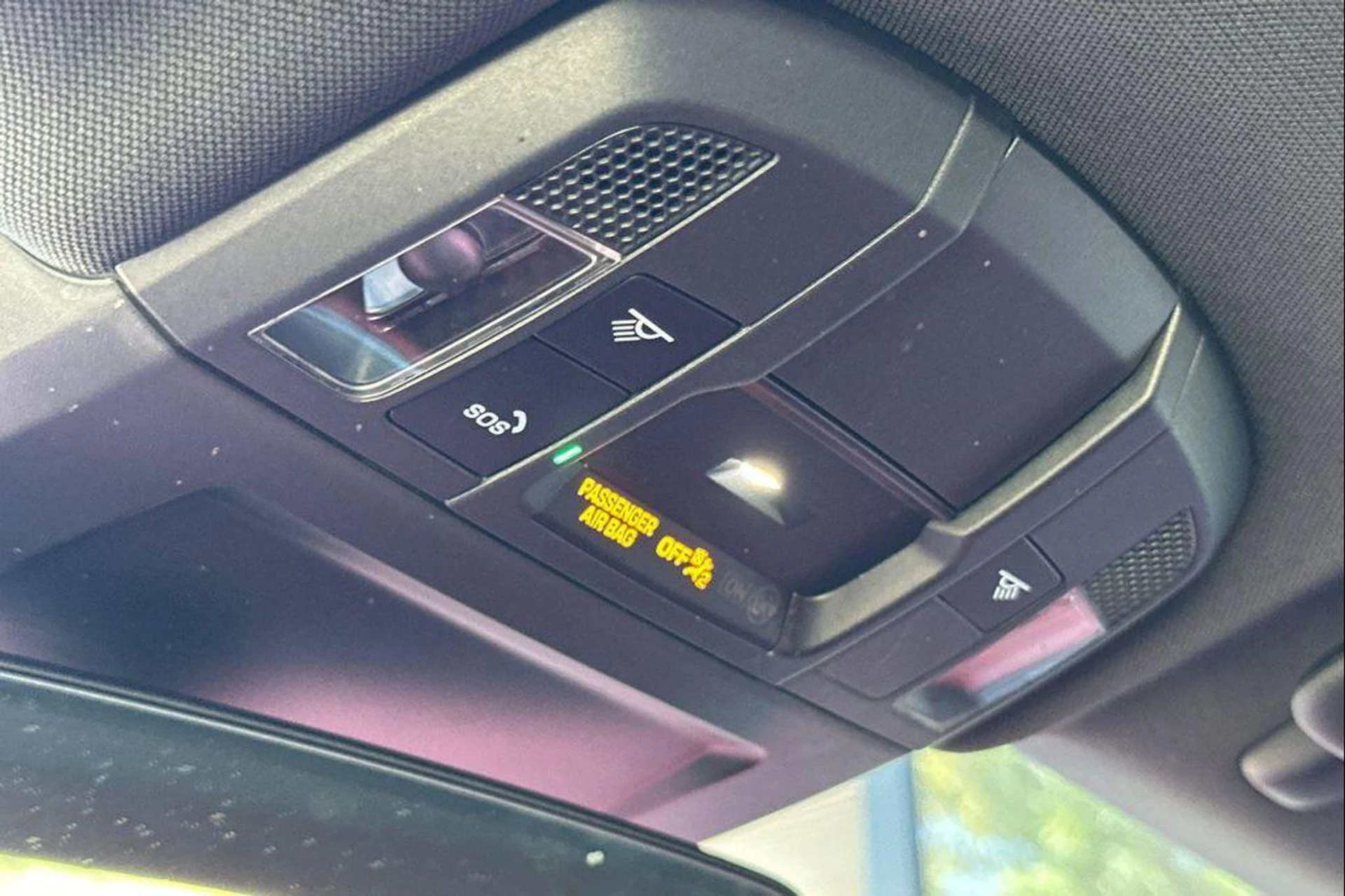 mph019_954720554_y_T_Ryi4x_O_Cj7_Cs_Q3cny_H7w_Ms6x8_U_d0ecf307d6