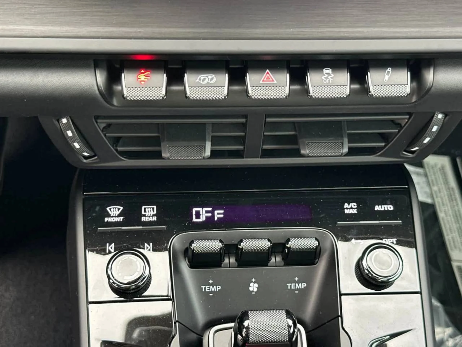 mph019_958103896_20_665e9ca21b