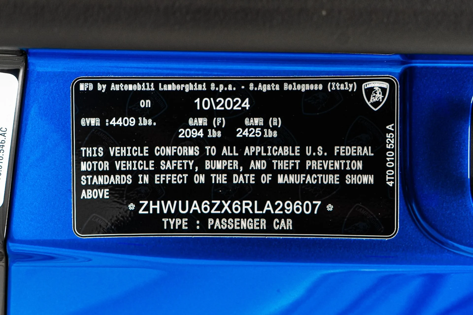 mph019_9624019_Used_2024_Lamborghini_Huracan_STJ_1757002928_0b9a1bdffa