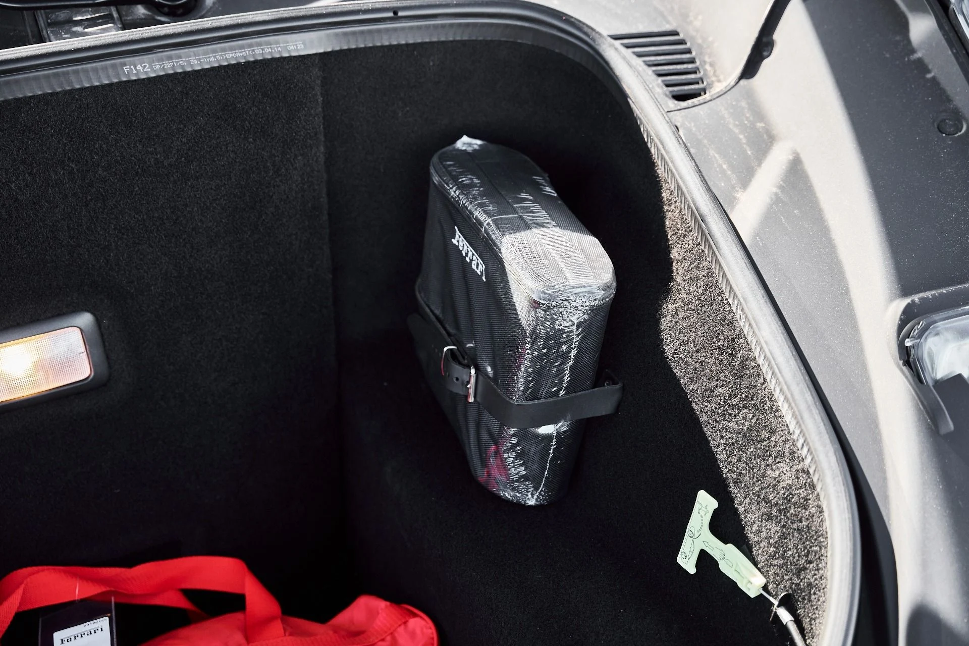 mph019_96598058_Used_2015_Ferrari_458_Spider_Base_1777010209_4e3de367d2