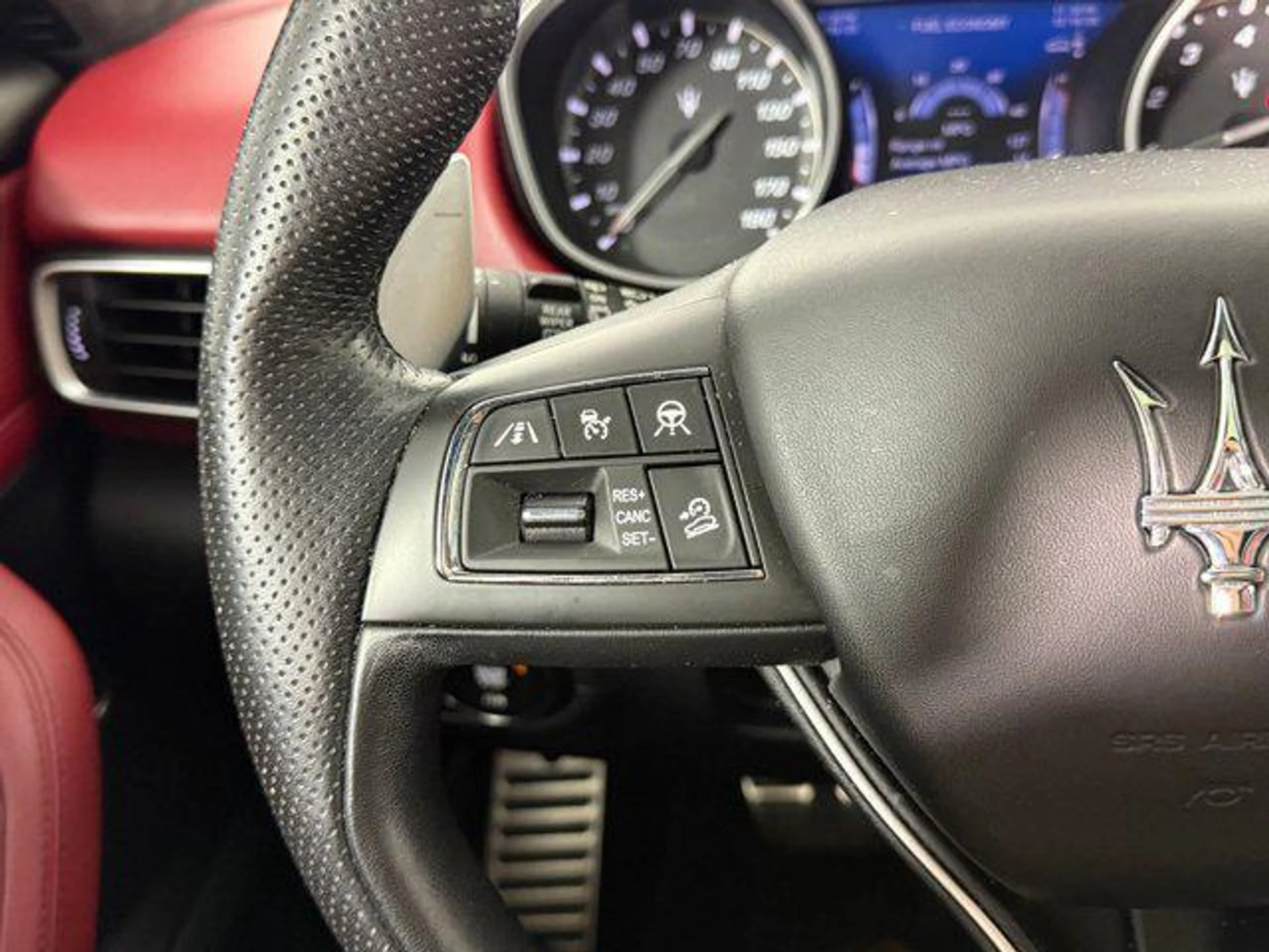 mph019_966532261_B0_k_LU_Mc_LC_0xkl3b_AW_8th_Zq_O_9_E_272945b67f