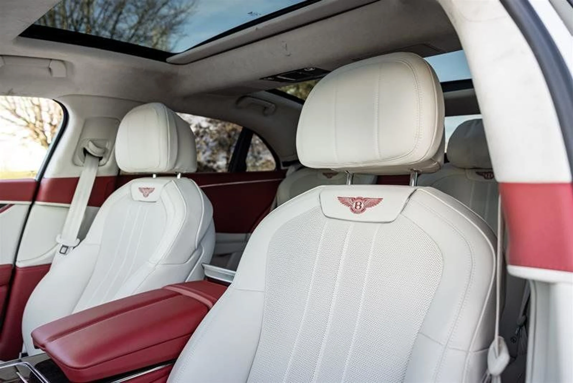 mph019_970382597_37524686_00891_11673453_1566249478_1a7c6aa10b