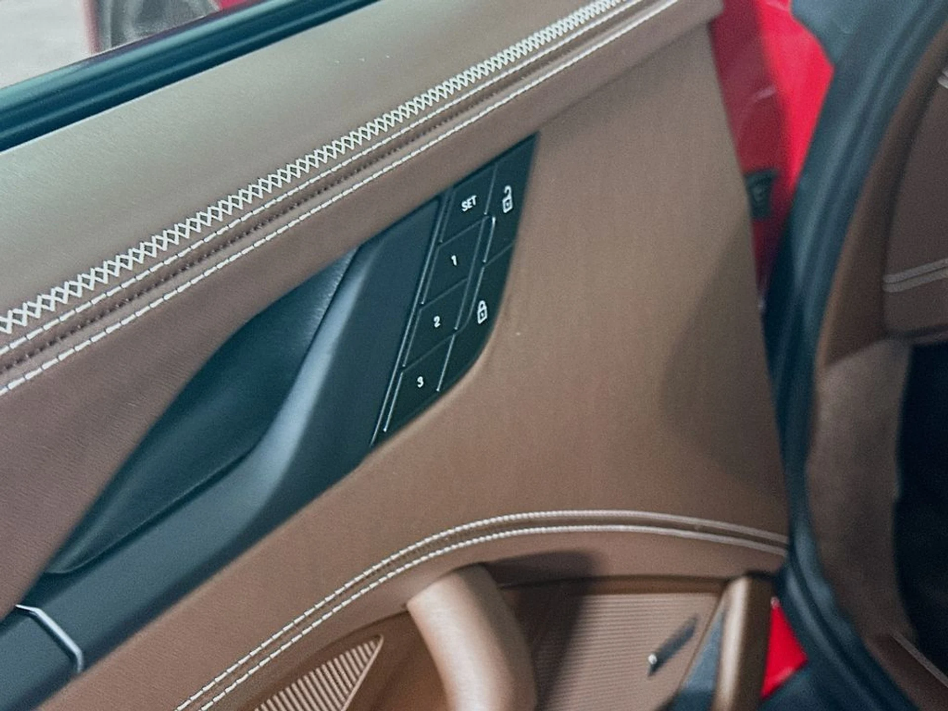 mph019_973729286_58f24fa31e92e7ba91e3da8500ba3143x_be573b061e