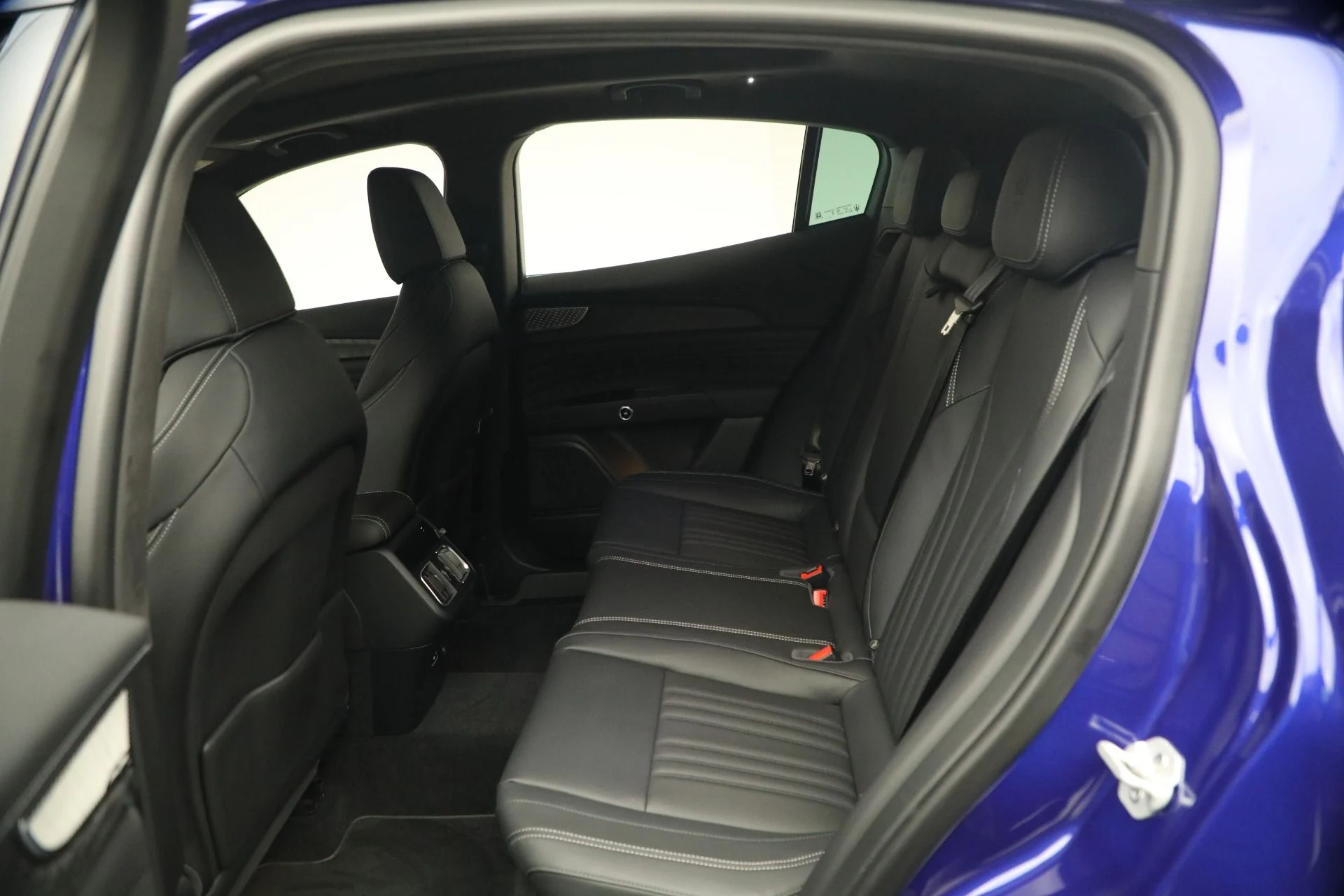 mph019_974835144_New_2026_Maserati_Grecale_Modena_V6_1775583456_8ca5fe608f