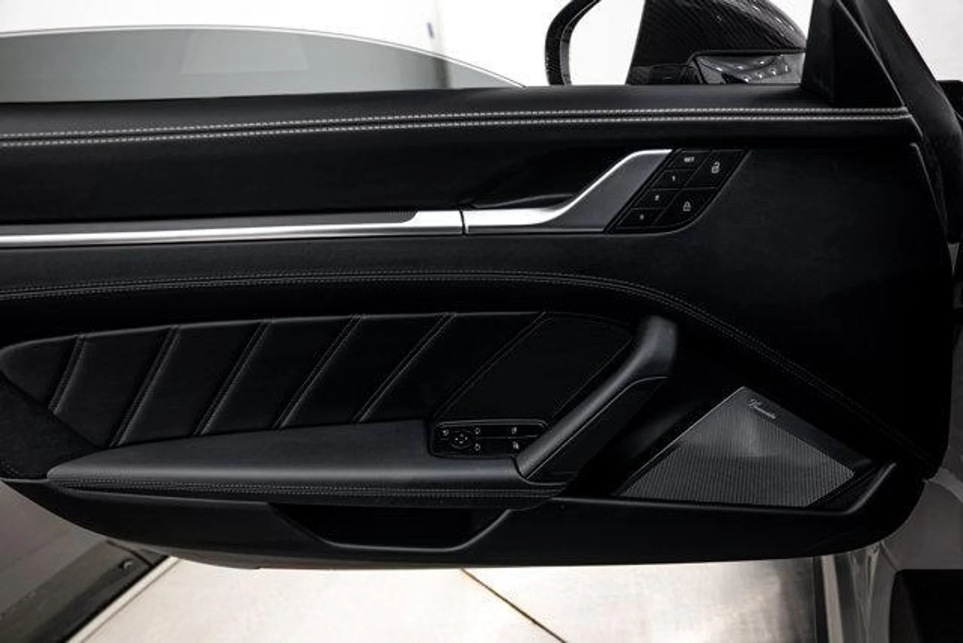 mph019_975294238_lkjg_6_Qb_V_p_Sx_Be3i2_De72kzj_Vw_eb06968d36