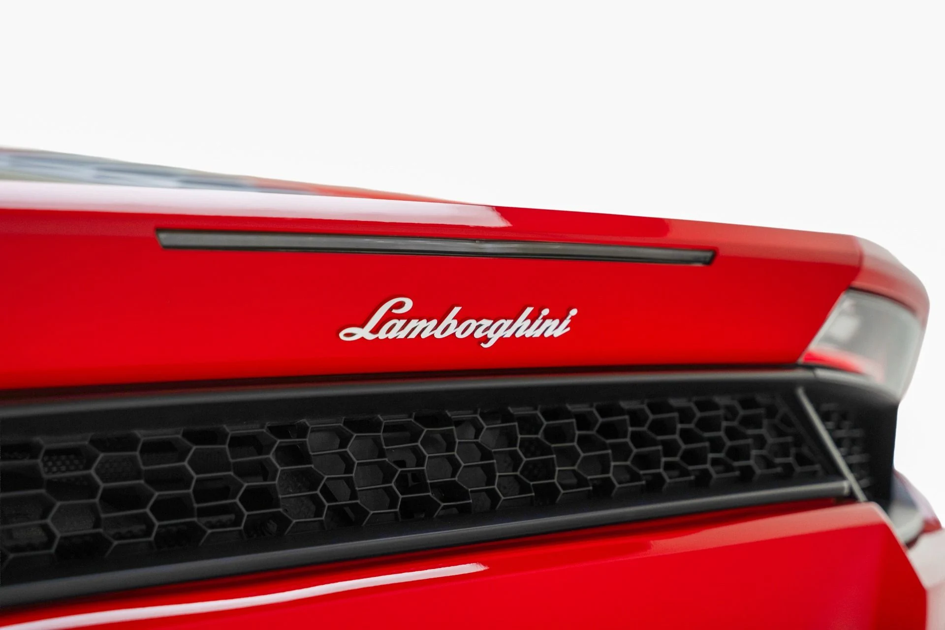mph019_979227341_Used_2016_Lamborghini_Huracan_LP_580_2_1782242129_b31bc56fbd