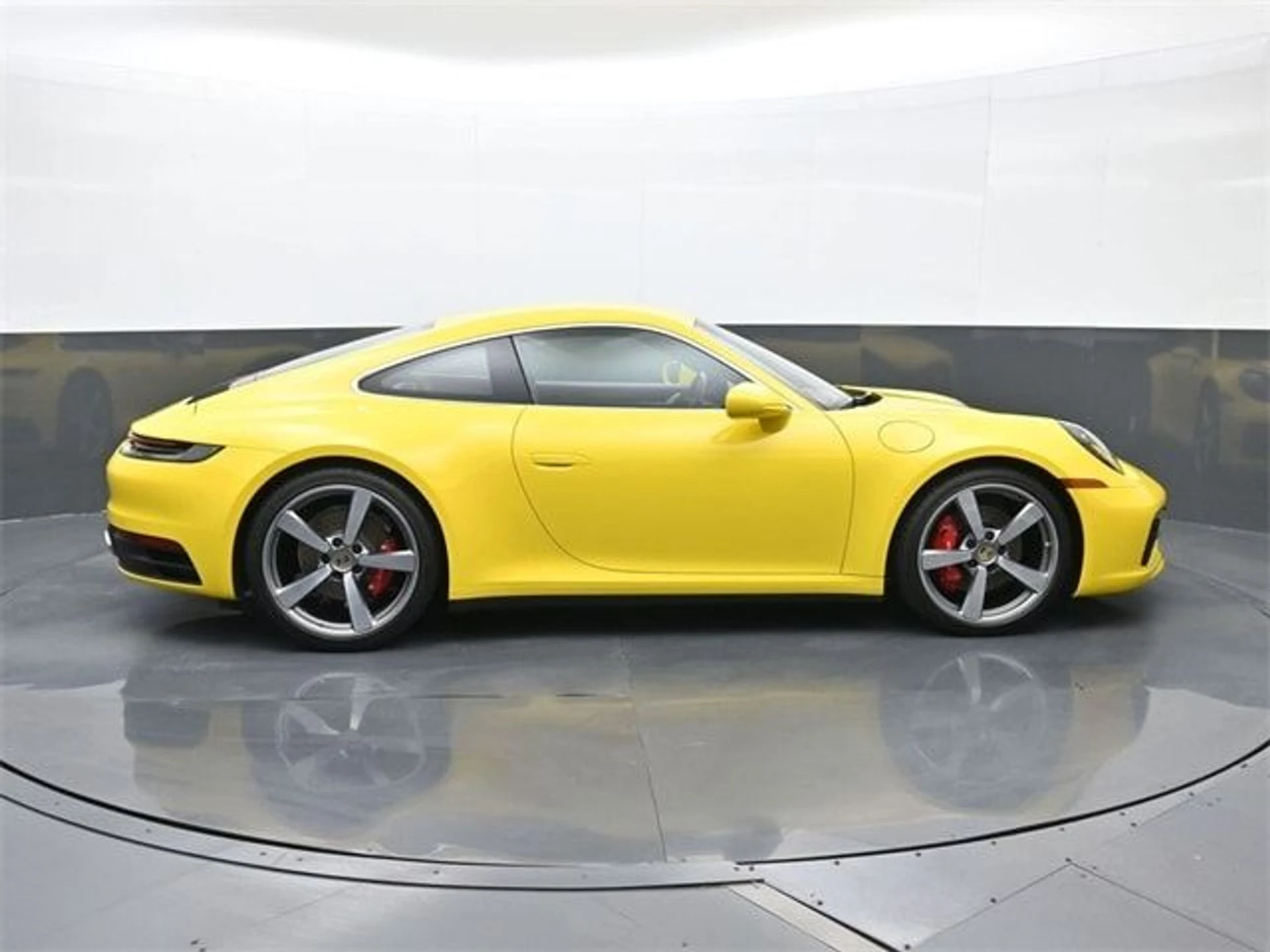 mph019_982396173_dc457cf7ac3b5b2893279dc81467361cx_e2f93b176d