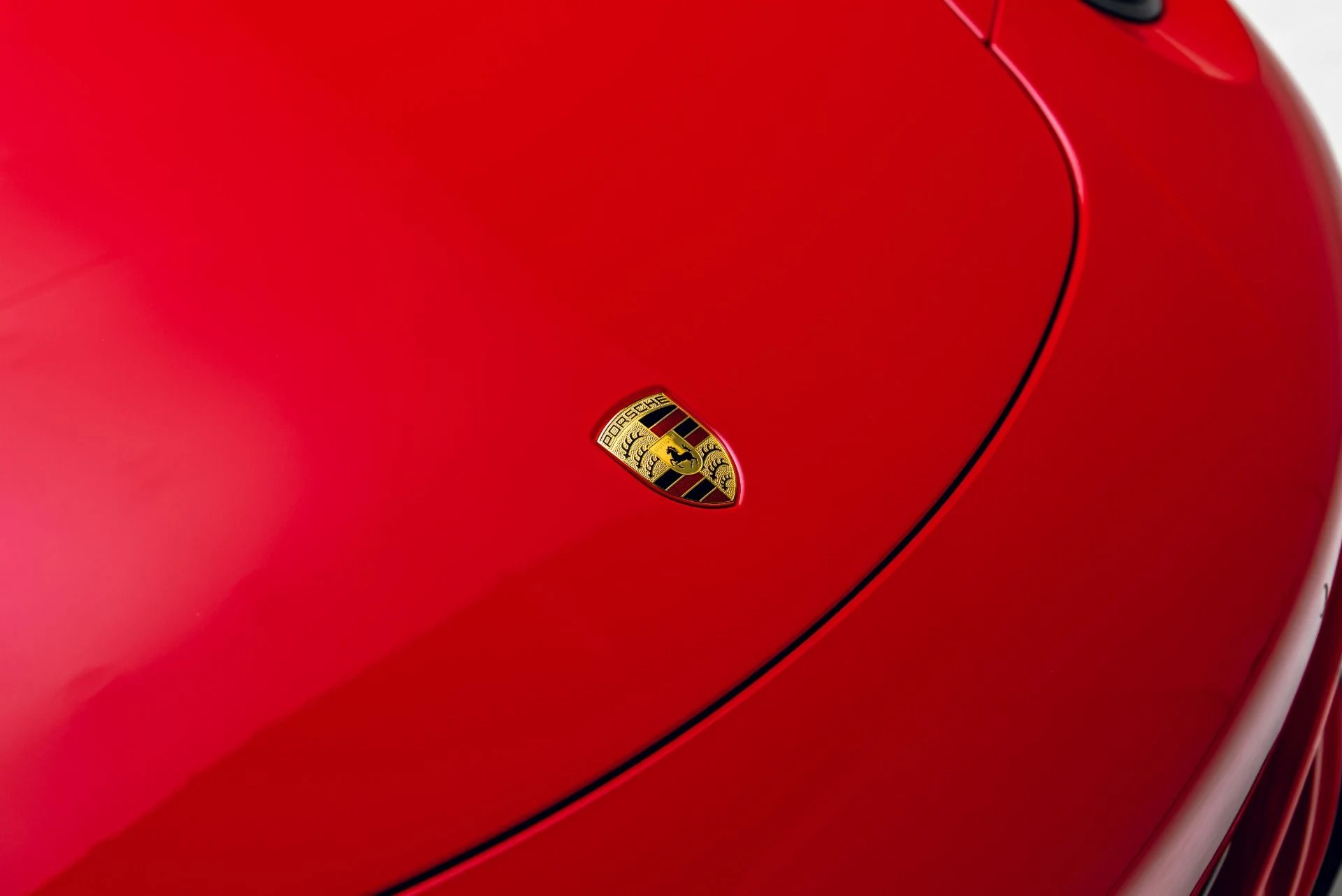 mph019_982746264_Used_2019_Porsche_911_Targa_4_S_1783372833_e384a7cd3f
