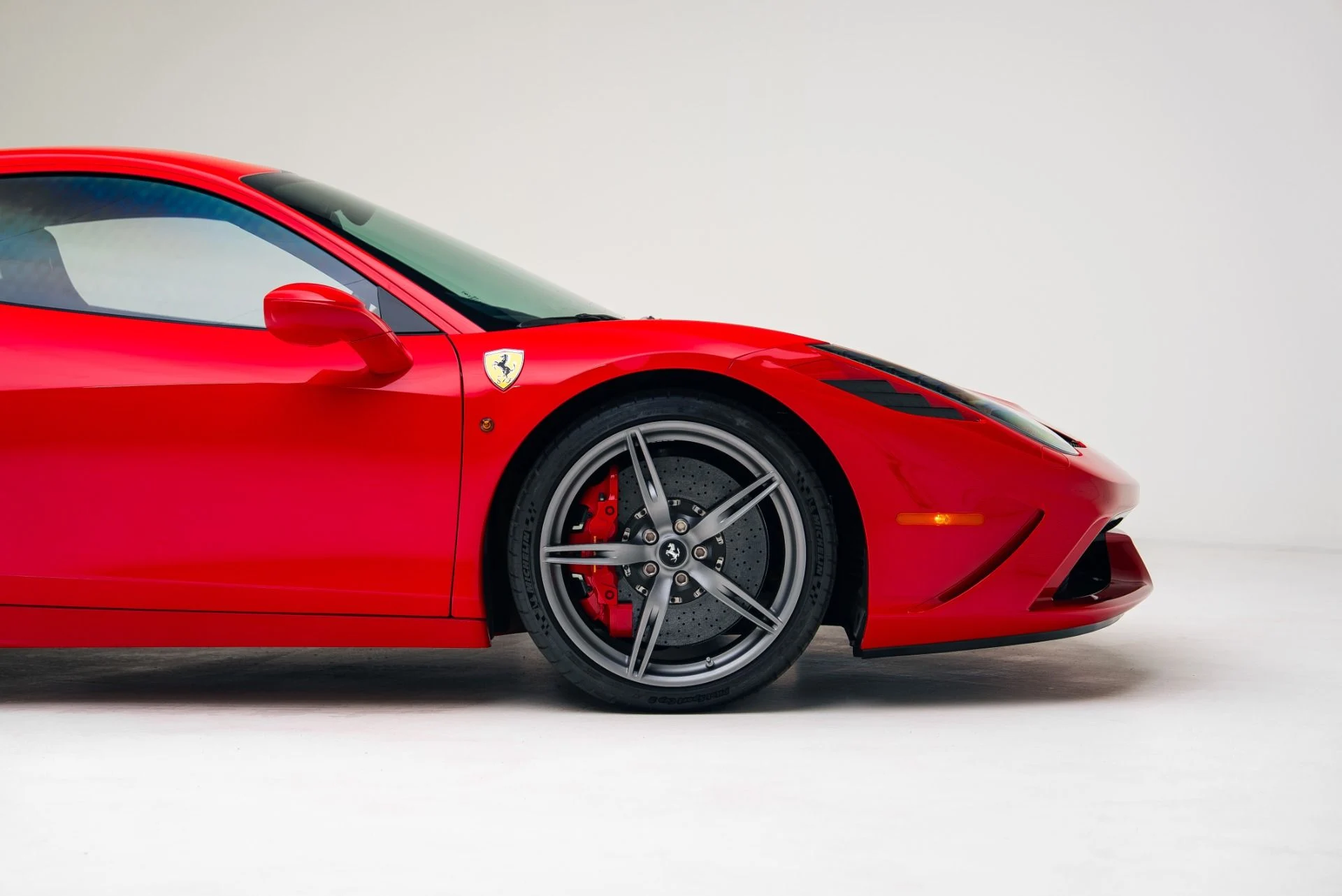 mph019_99652037_Used_2015_Ferrari_458_Speciale_1766529328_ec21a3d406