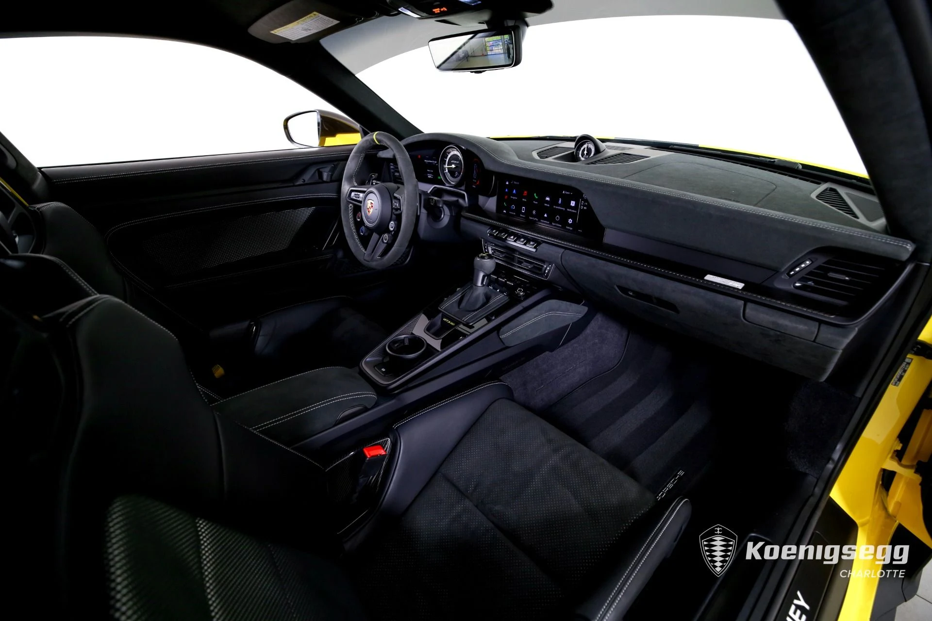 mph019_997146883_Used_2024_Porsche_911_GT_3_RS_MANTHEY_1774641347_cfdf440f6c