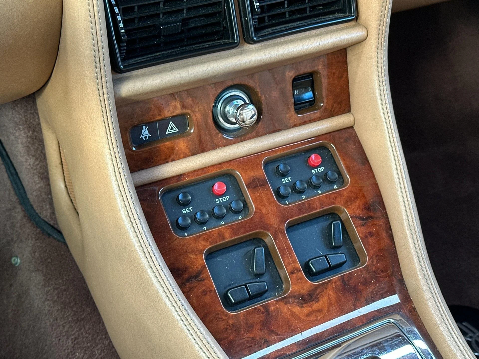 mph019_999674098_Used_1986_Rolls_Royce_Corniche_1760538279_a5f388fe6c