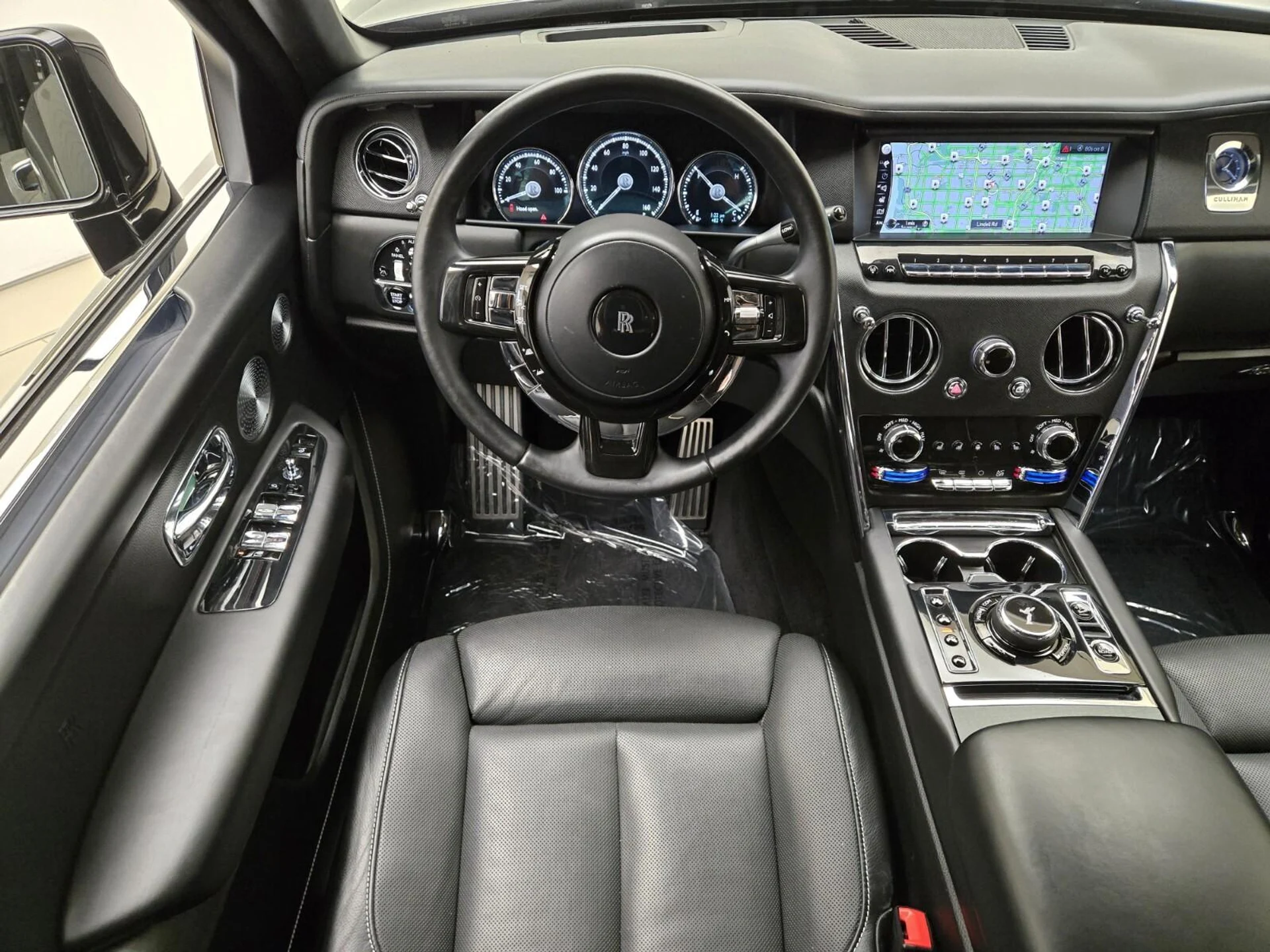 mph020_1000298908_Used_2020_Rolls_Royce_Cullinan_1759993102_26c1f45914