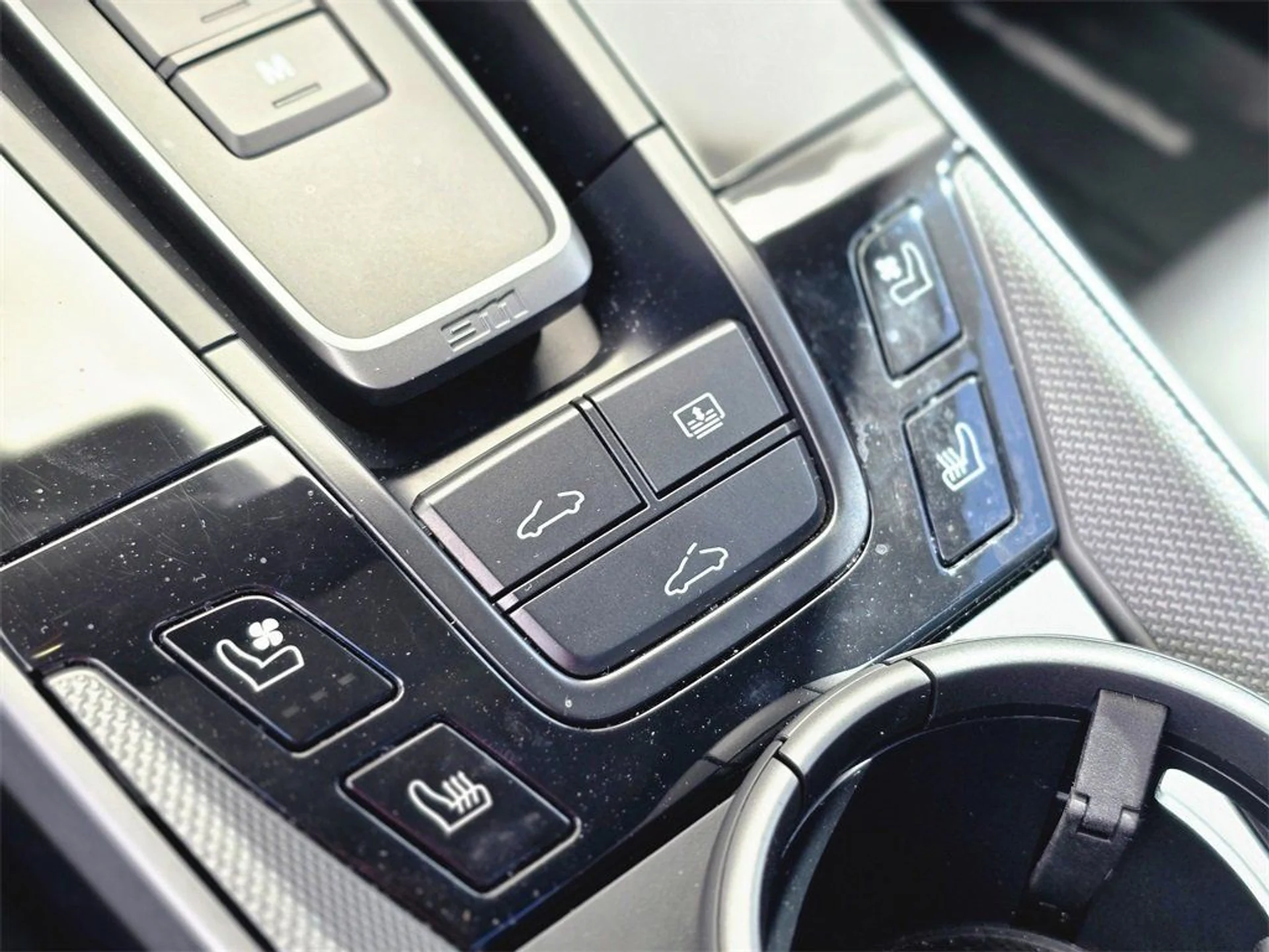 mph020_100290827_e639ca6d8b034df5d7c37243bab59ecc_1fc767178d