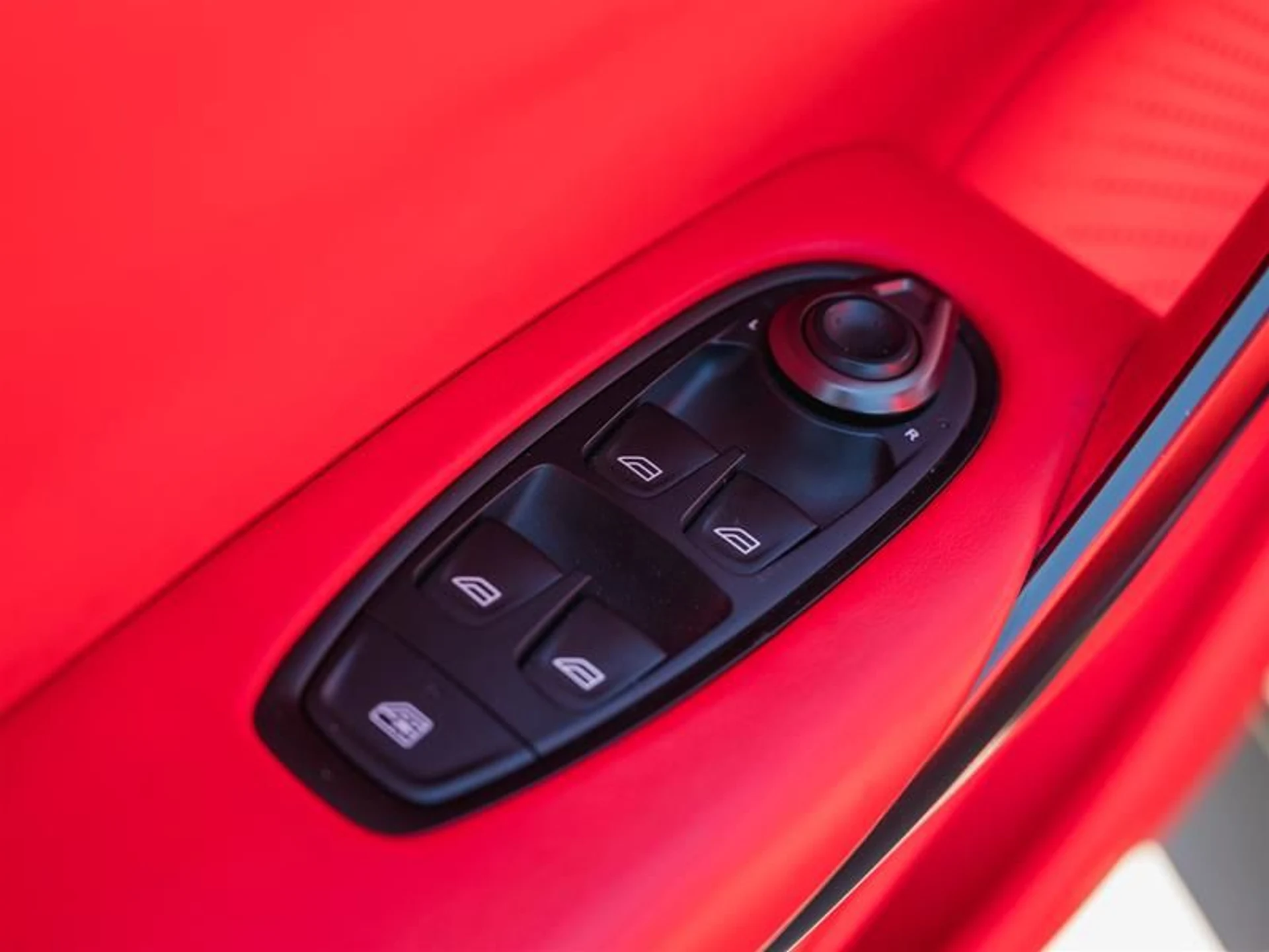 mph020_1003325550_uoi1q30u_7443c061c7