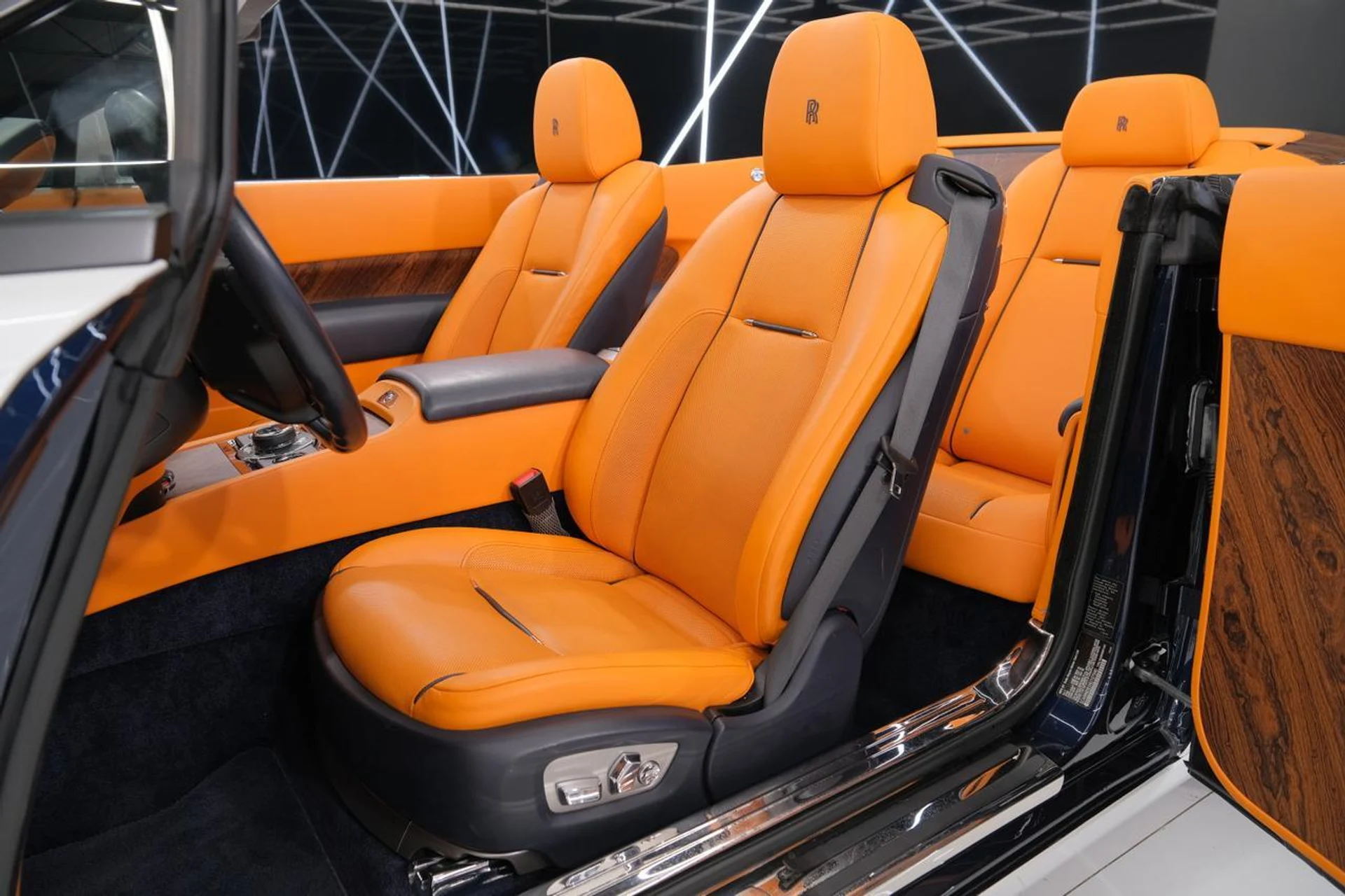 mph020_1003813917_f451cffae3ff7859ab5a07ec05a5f125_53afeac86f