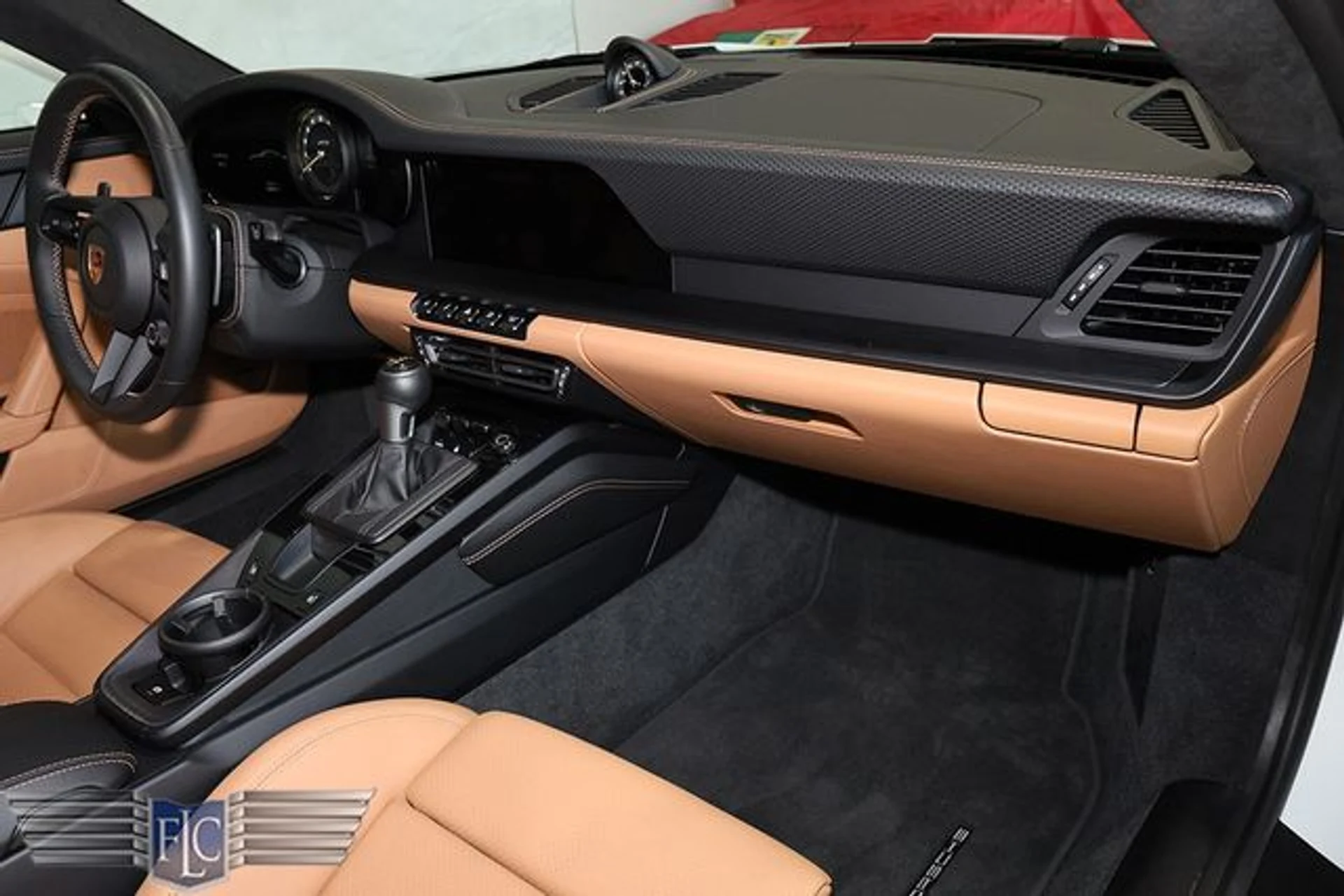 mph020_1020371616_used_2024_porsche_911_gt3coupewtouringpackage_9689_23060491_25_640_ac6566e05e
