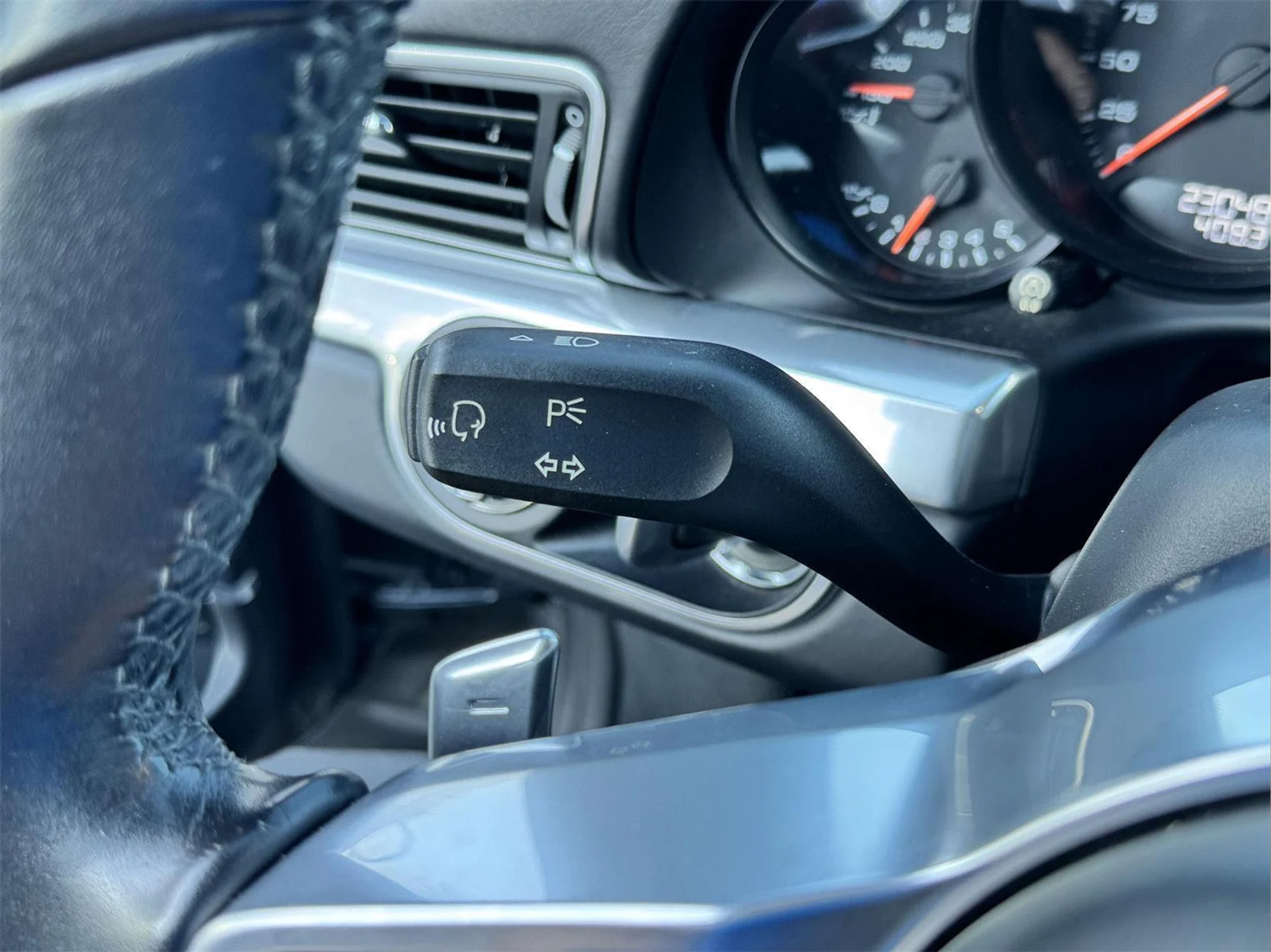 mph020_102072767_bae463e4c2a2c4dc7f0d572fb21dec8e_1f2e6f19ab