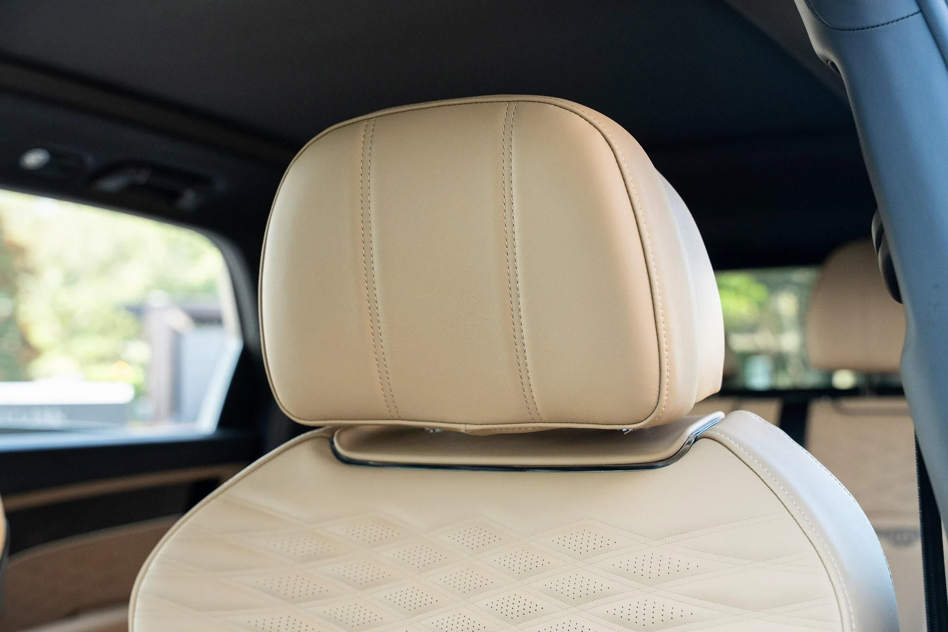 mph020_1026793400_439893873_6893351bd11a93082f4d7fe3_7901e20010