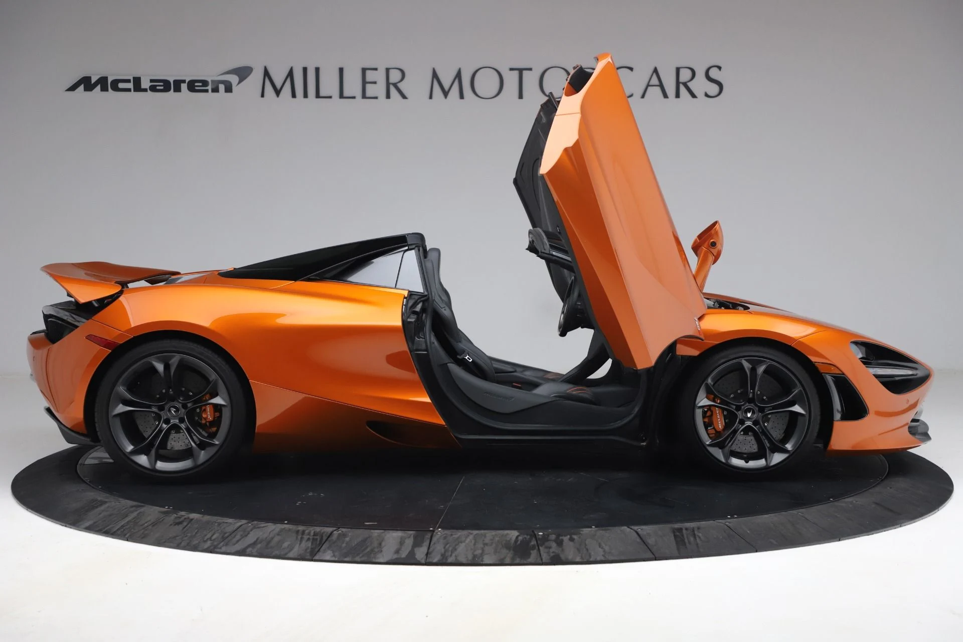 mph020_1028043607_Used_2020_Mc_Laren_720_S_Spider_b17ad43d7d