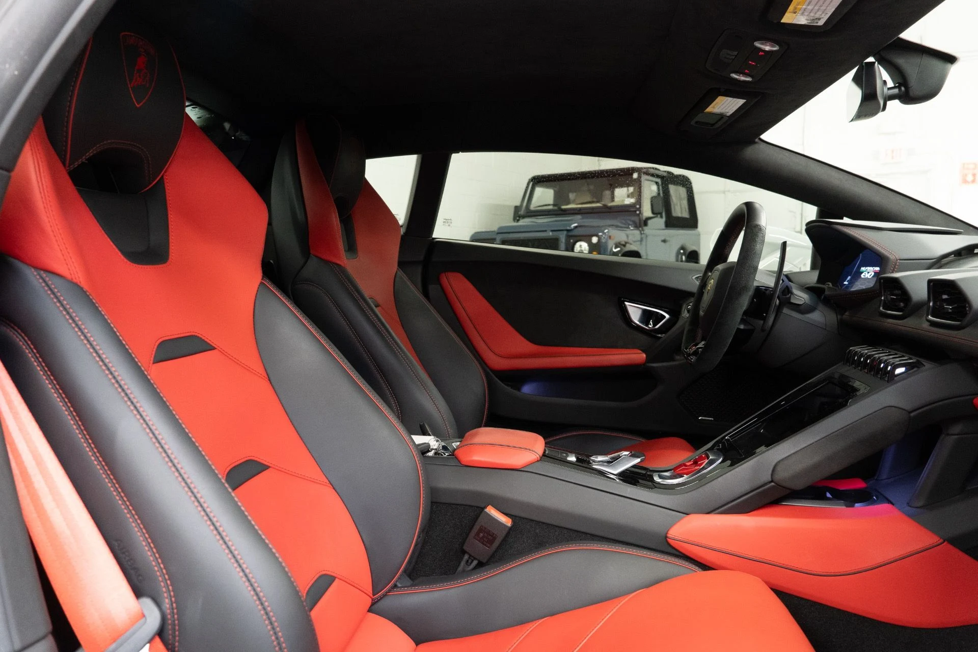 mph020_1029207081_Used_2020_Lamborghini_Huracan_EVO_1763065975_ad858a87ae