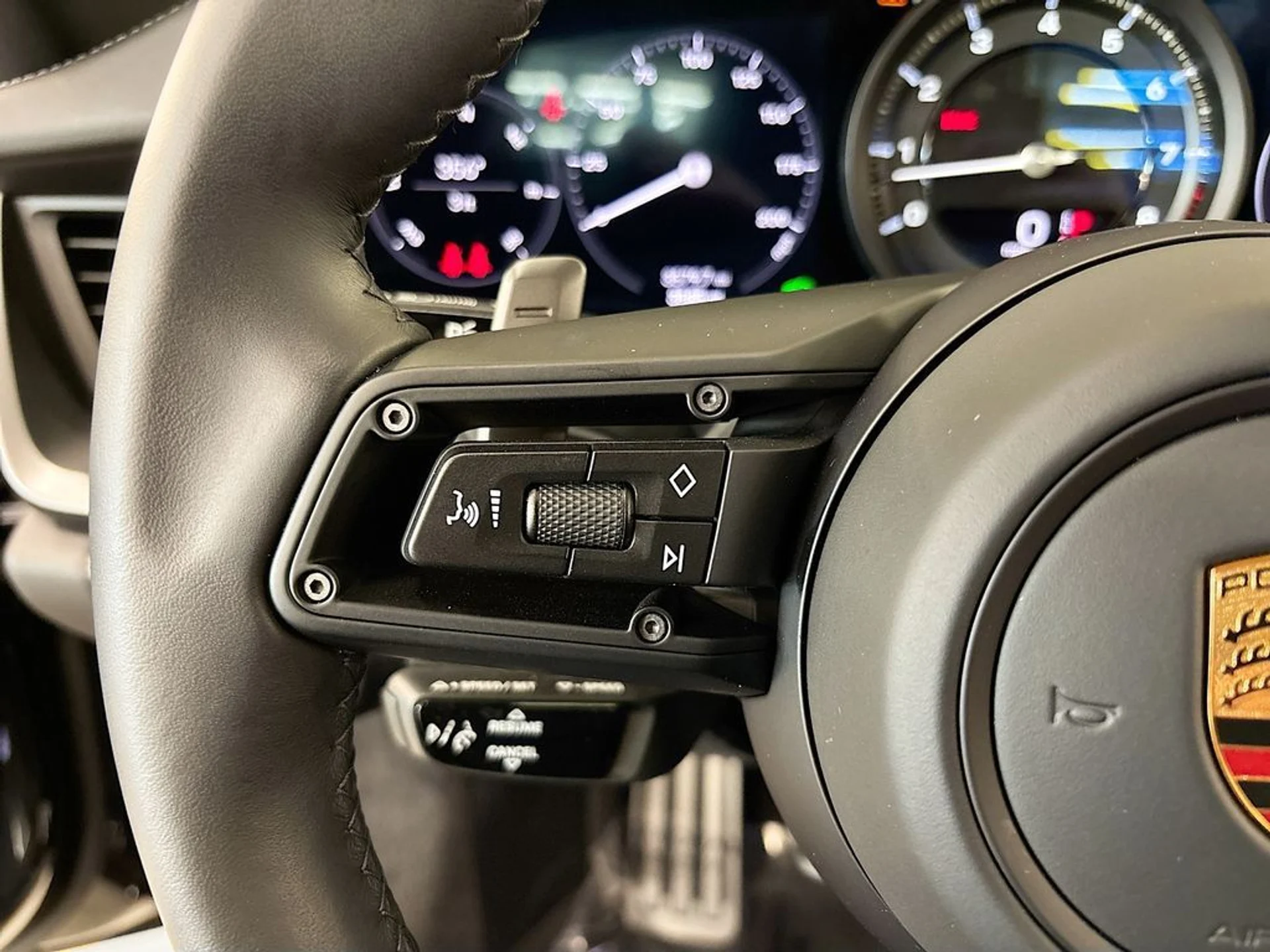 mph020_1029765992_3fe43b9851c75c6de084f2ff9cbaff7f_fa42fbabd6