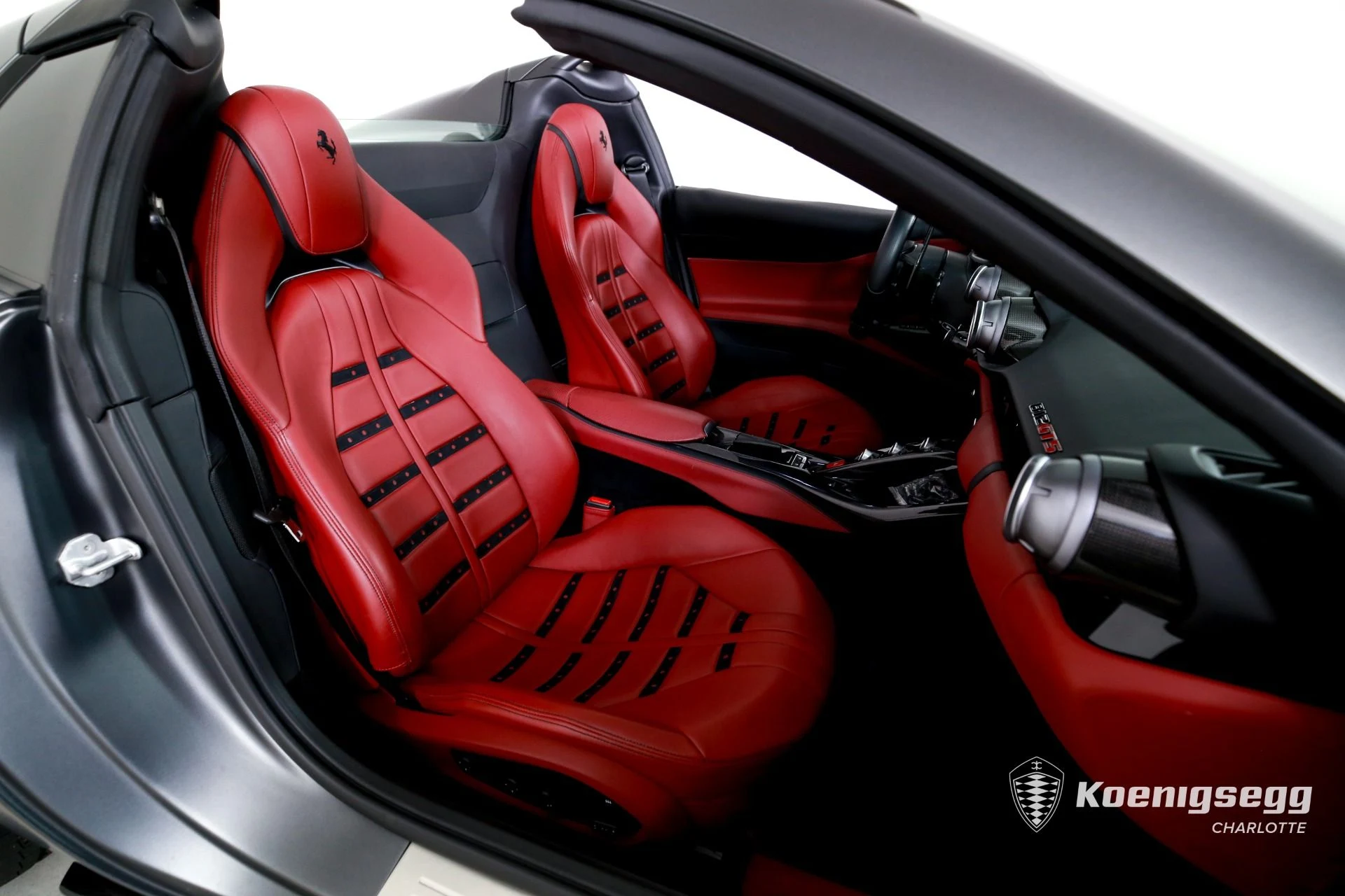mph020_1044506244_Used_2021_Ferrari_812_GTS_1782837428_3f8044b758