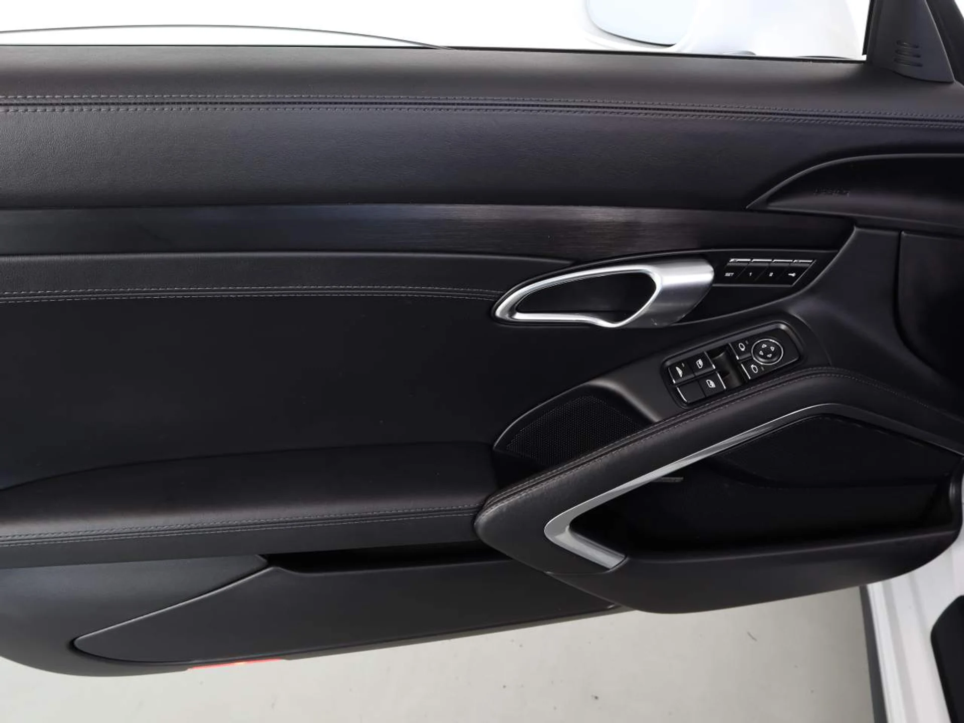 mph020_1056112558_4fe1f7062e707332dcb27dbd7c44da4d_f829b4dc09