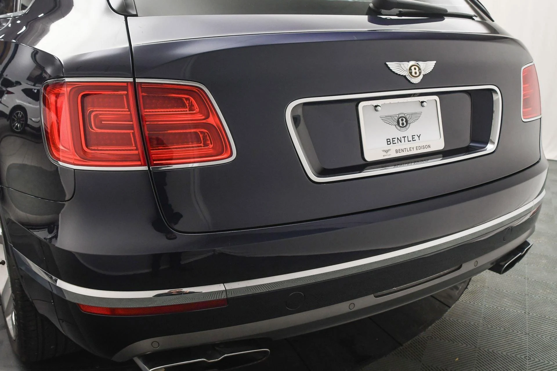 mph020_1059903977_Used_2019_Bentley_Bentayga_V8_1738315420_dd6e74abc4