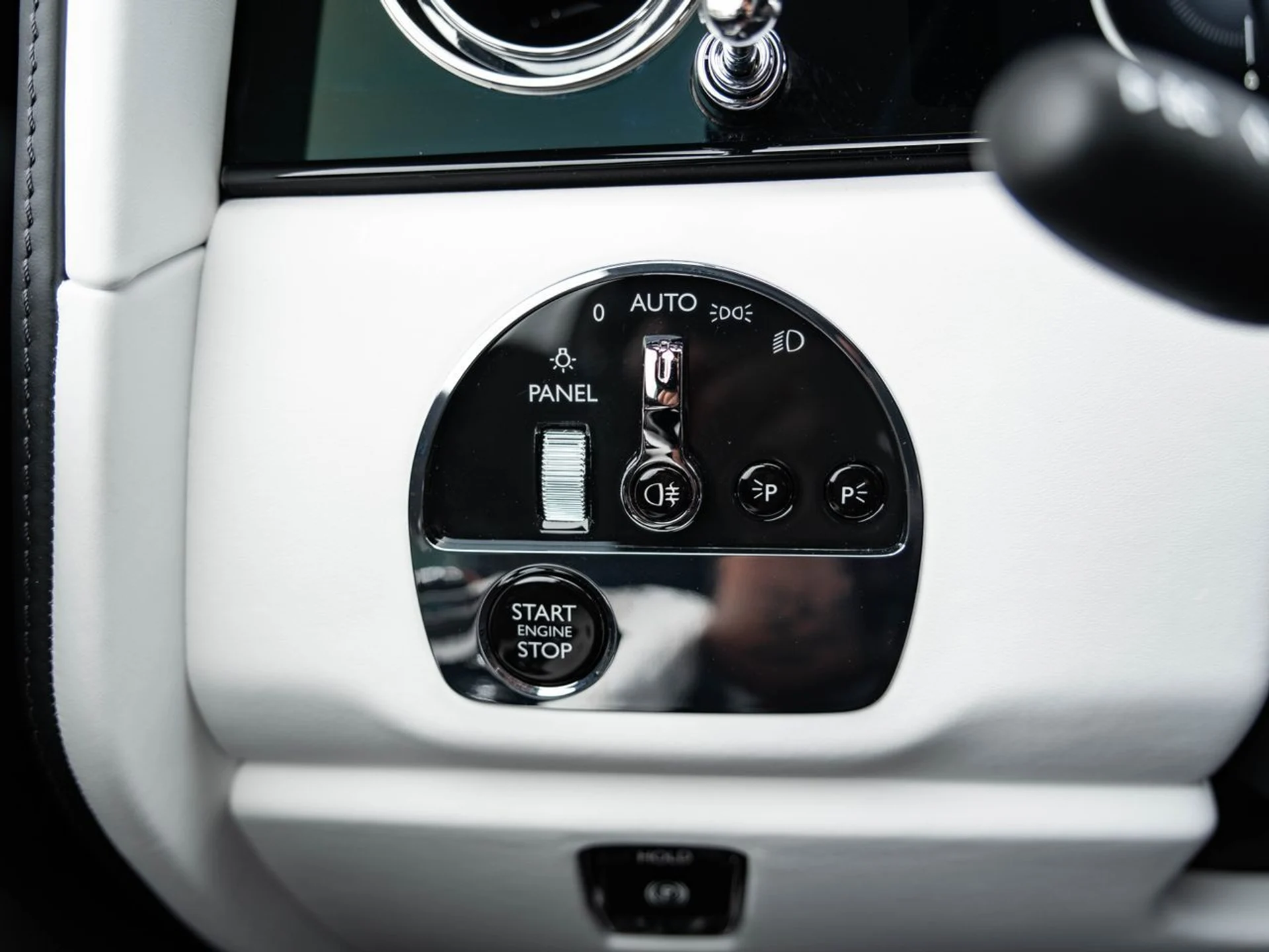 mph020_1065440856_d7a586539f58af3732ba1f53c0359966x_0b200f32f7