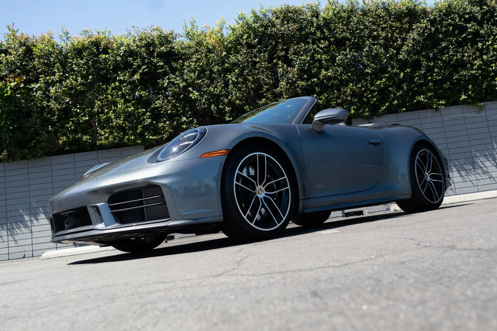 mph020_1065584158_Used_2025_Porsche_911_Carrera_S_1757361864_4e46bd7cbc