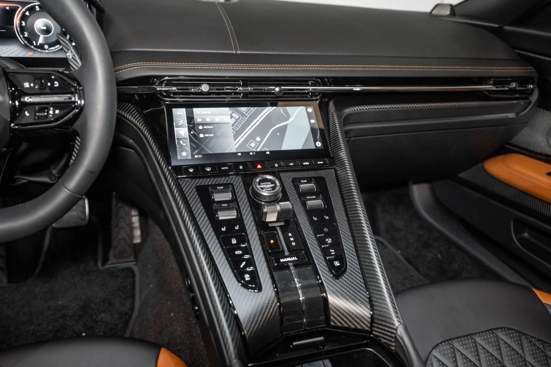 mph020_1083875511_Used_2025_Aston_Martin_DB_12_Coupe_1742566094_c36af27e82