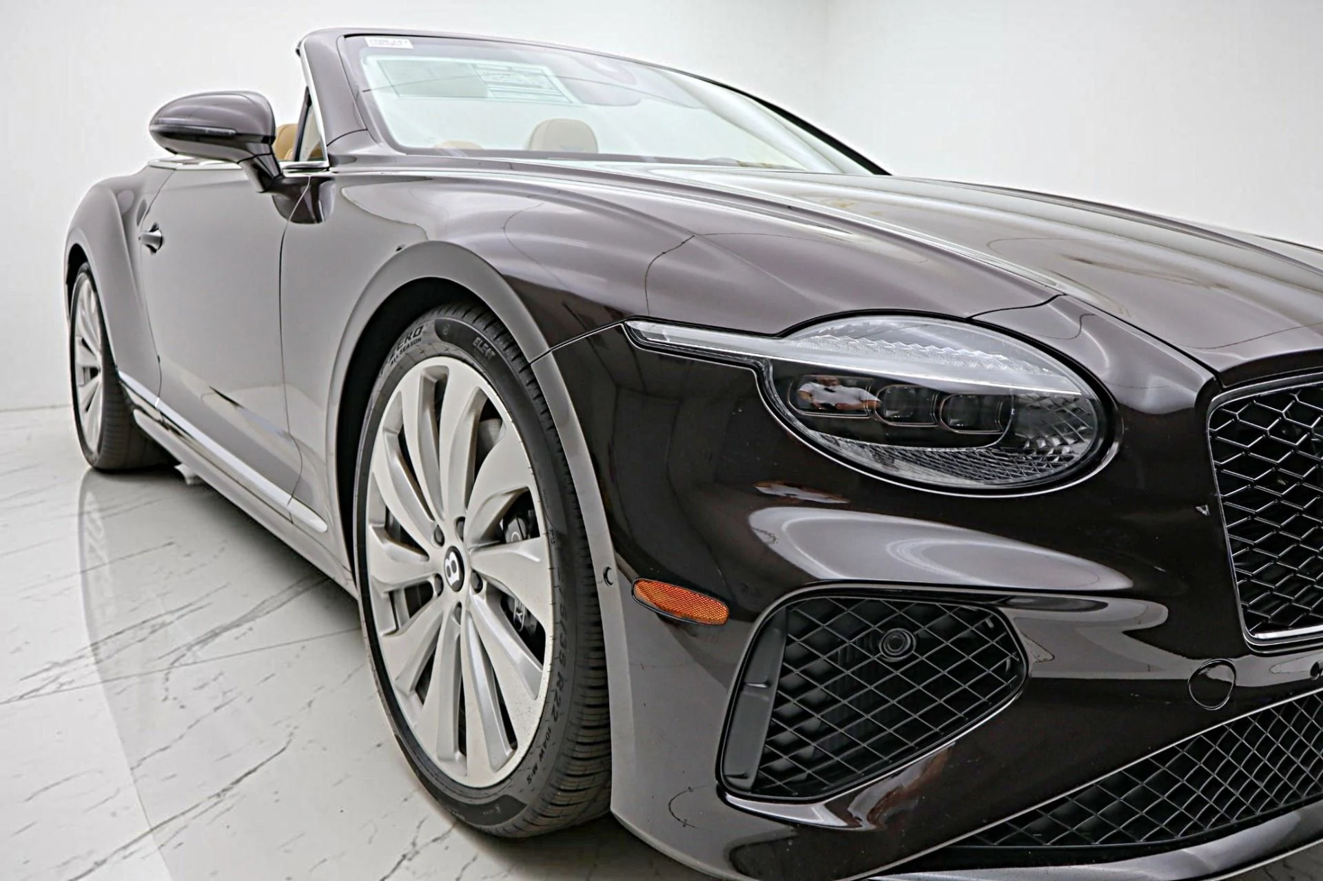 mph020_1086517378_New_2026_Bentley_Continental_GTC_495dc9af76