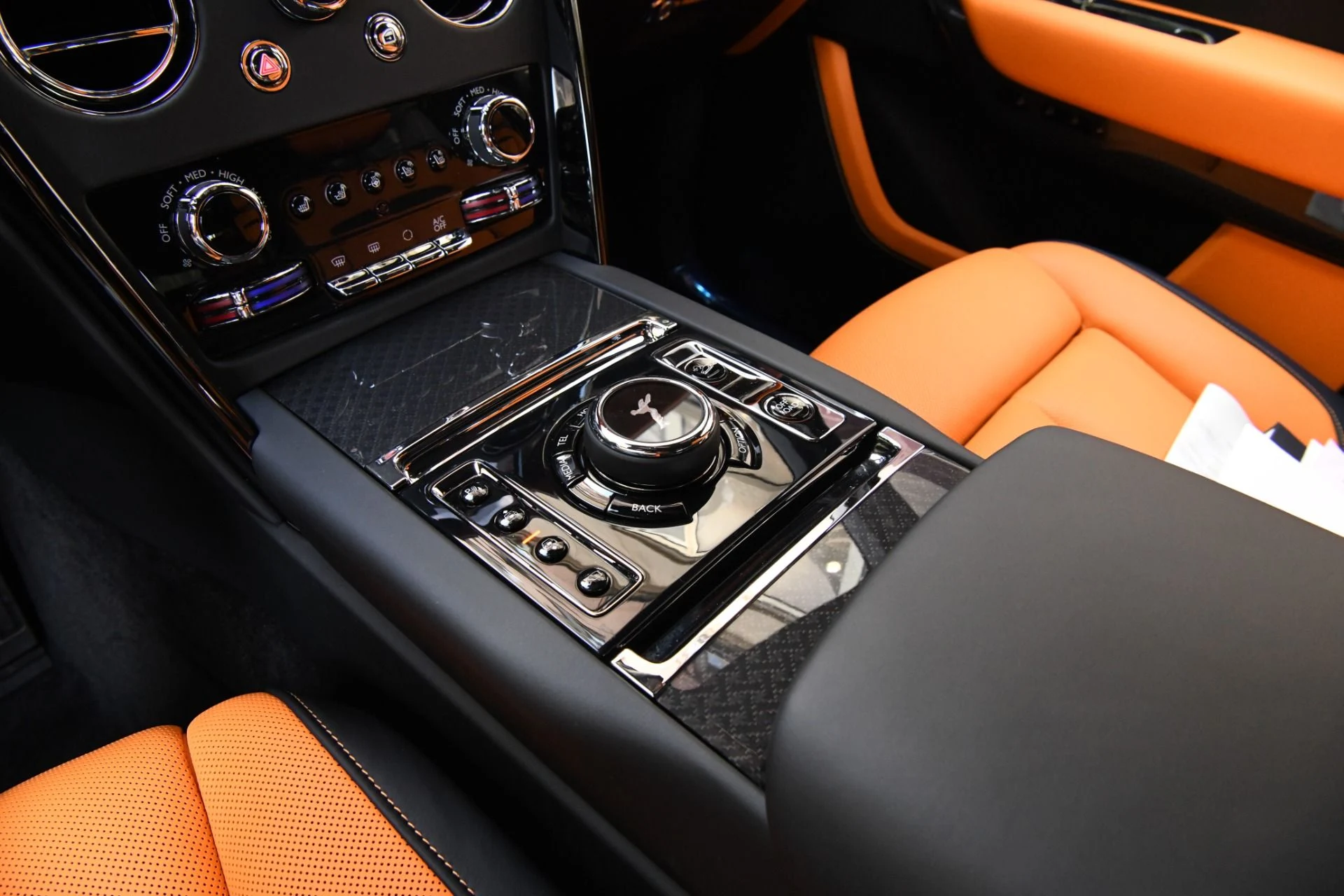 mph020_1089569423_11925_p22_l_dce43ebb7b