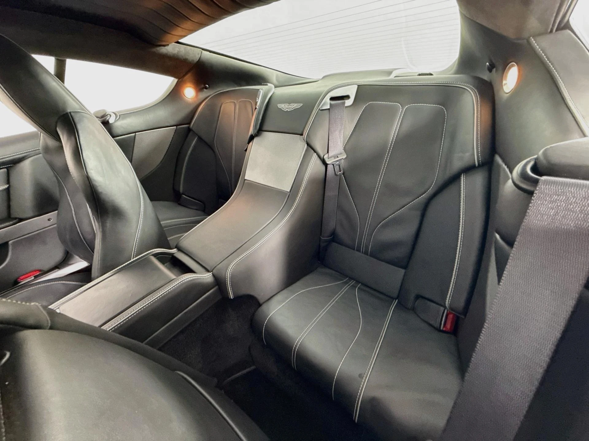 mph020_10907382_Used_2014_Aston_Martin_DB_9_1791837294_668921677c